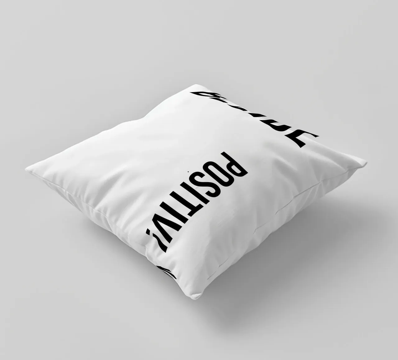 Rimanete positivi! cuscino da YV TYPOGRAPHY
