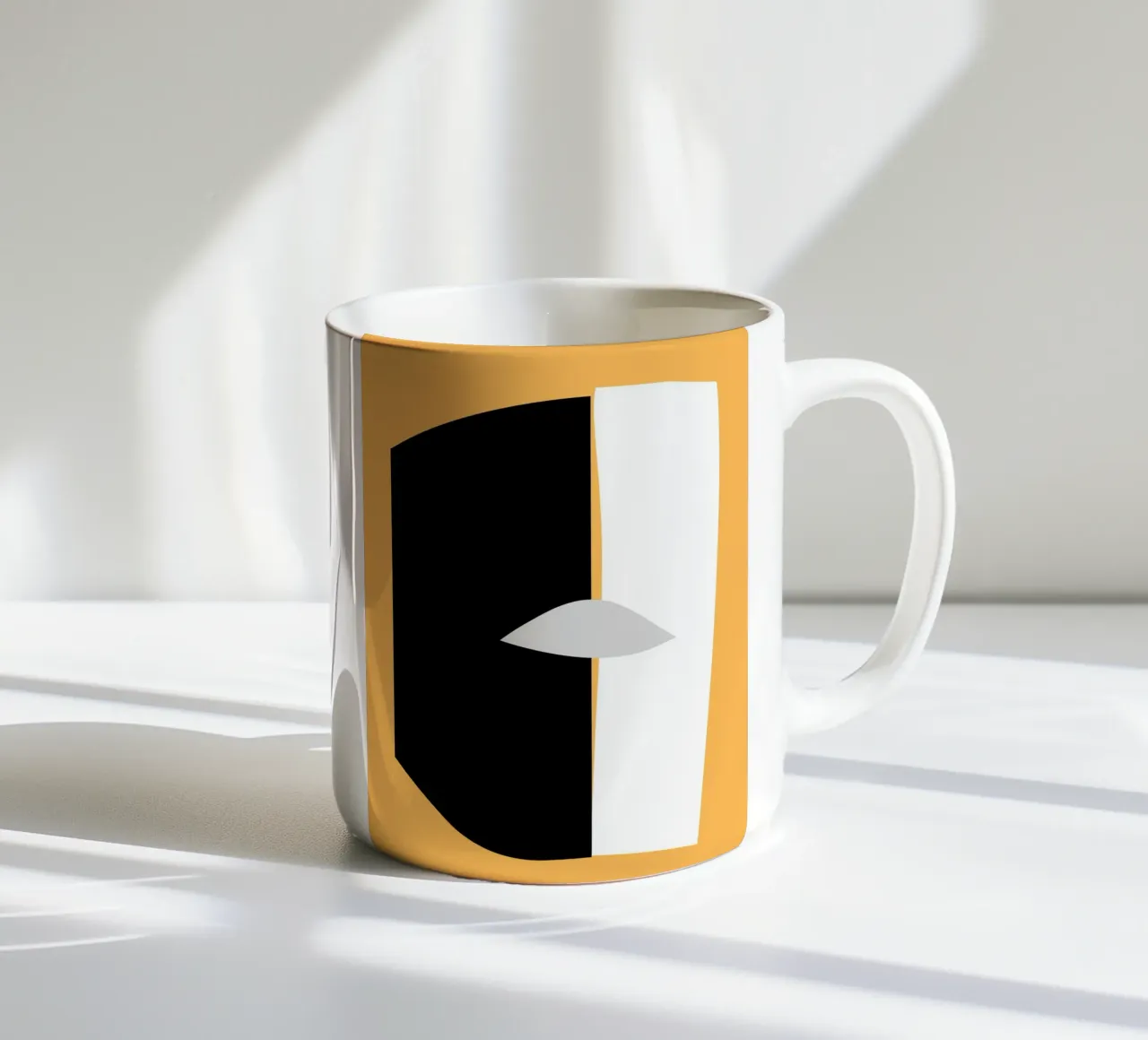 Un taglio tazza in ceramica da Little Dean