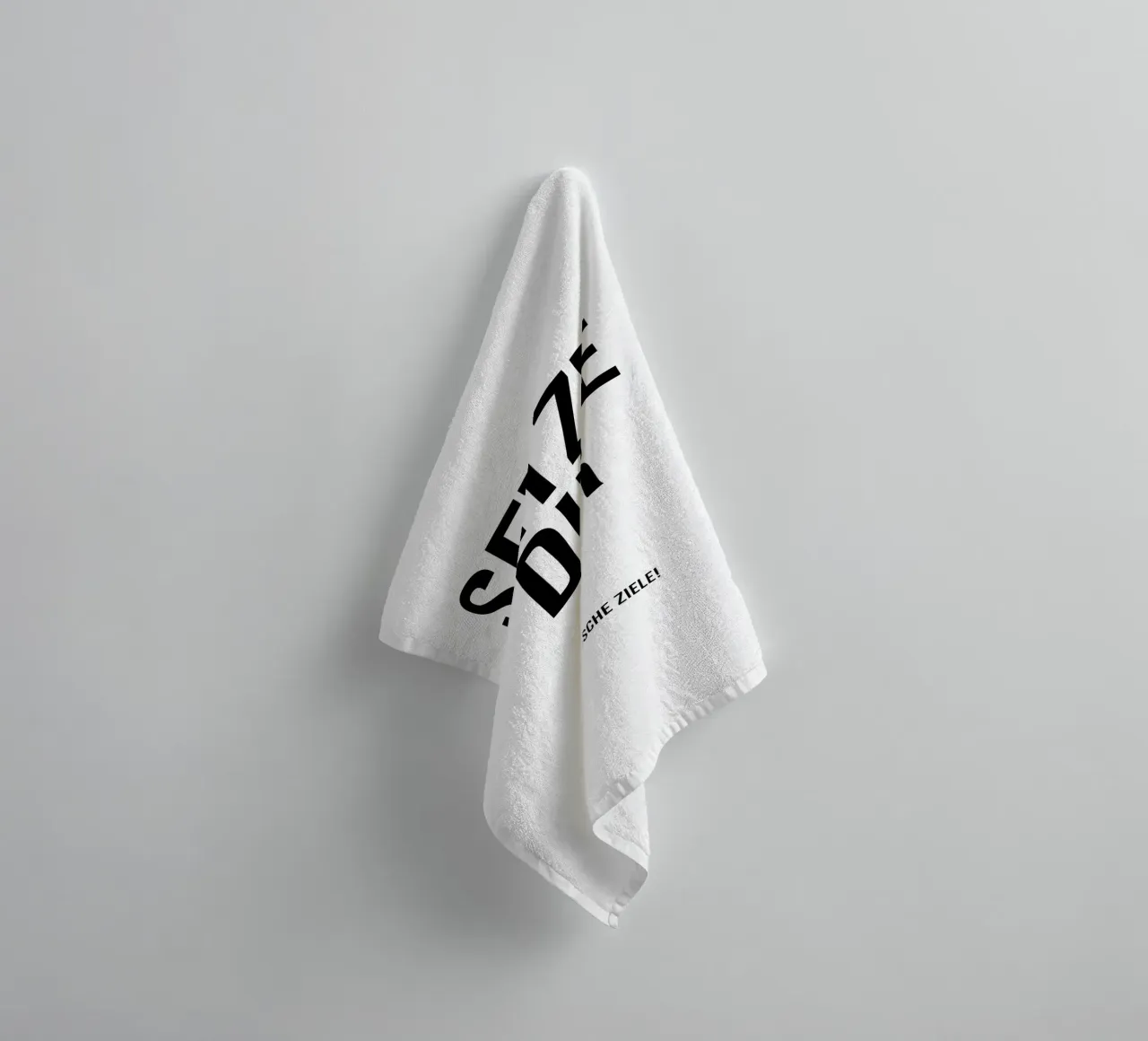 Set yourself realistic goals towel by YV TYPOGRAPHY