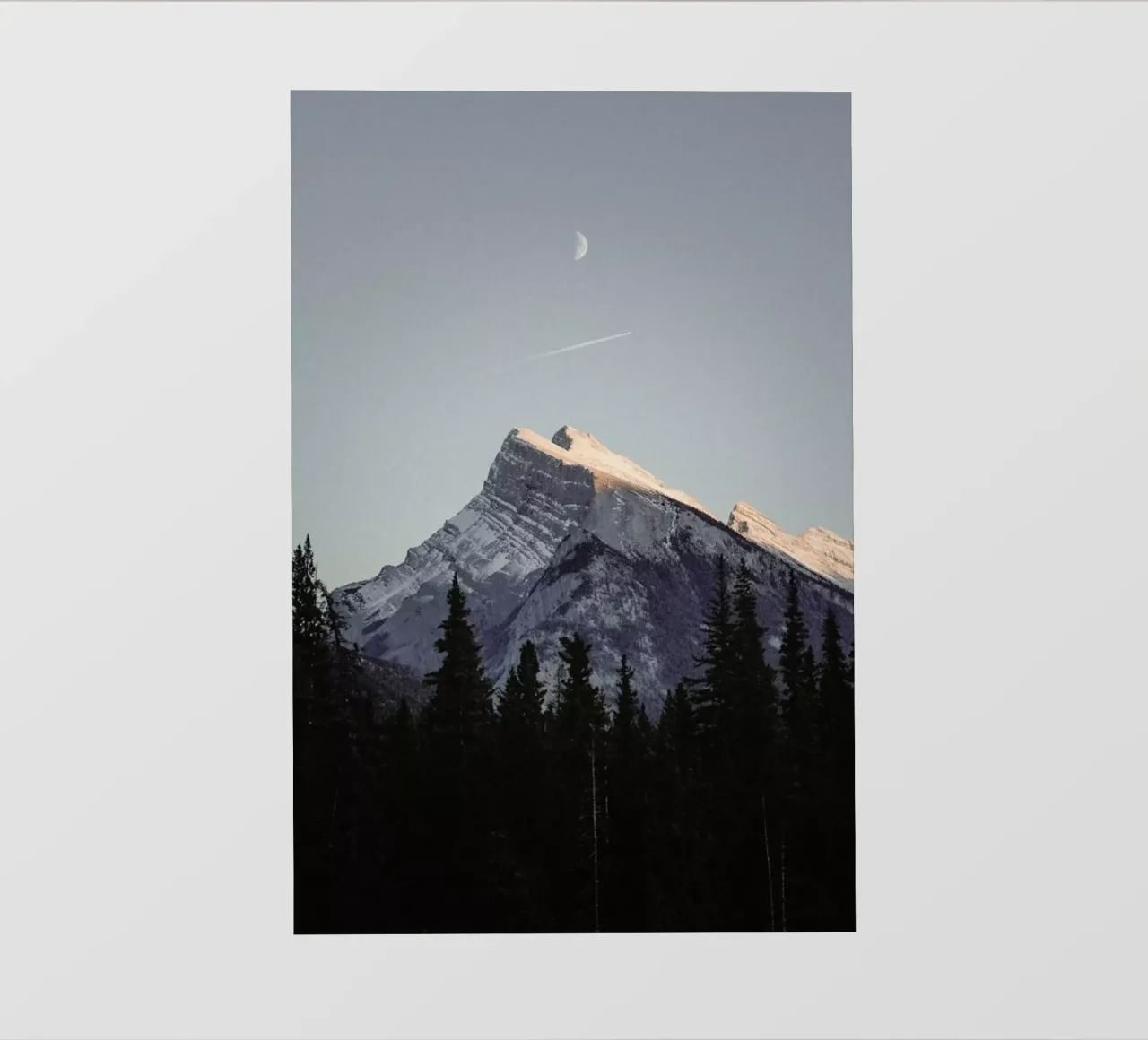 Moon Above the Mountains telo in pvc da EyeEm Mobile GmbH