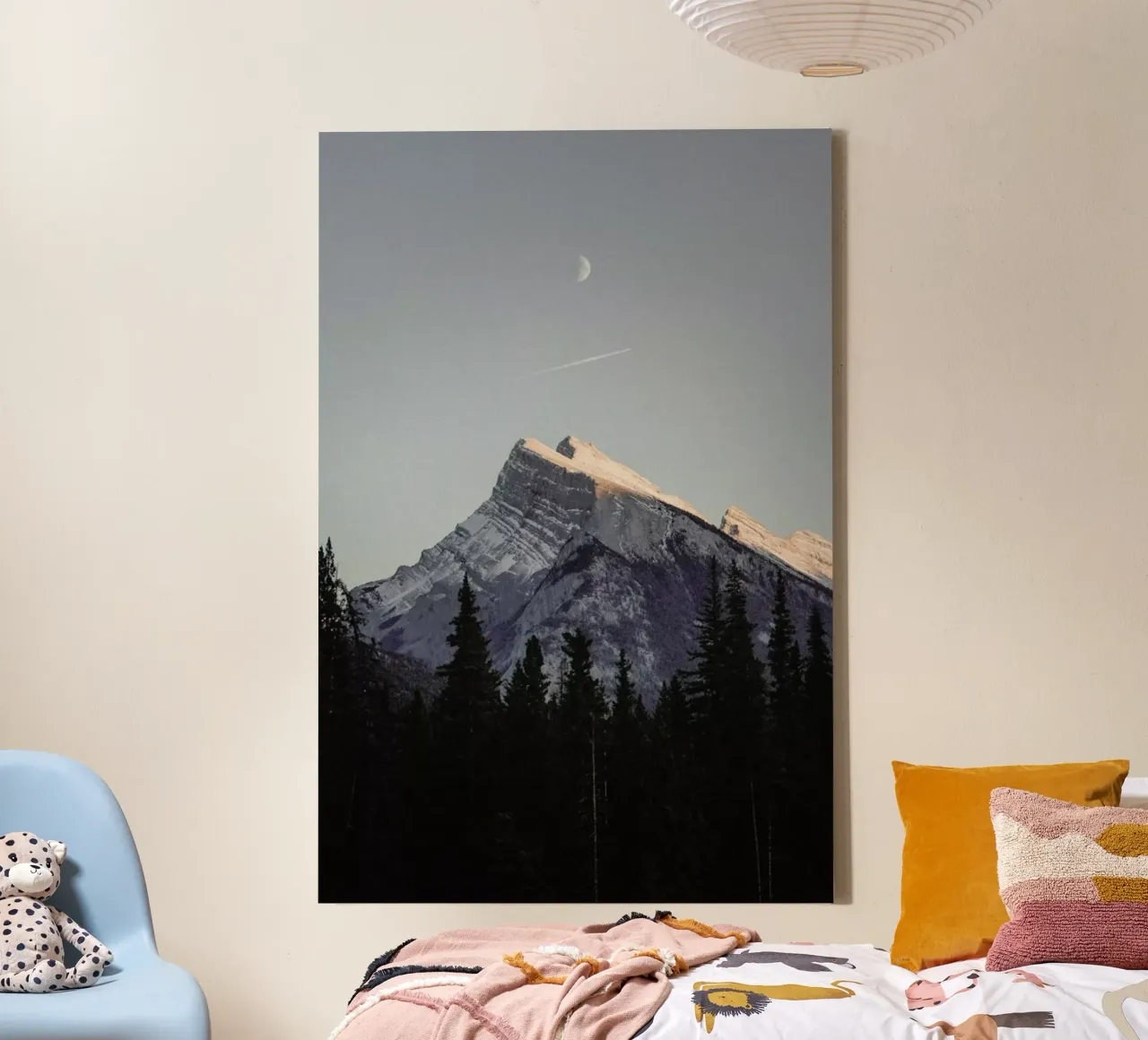 Moon Above the Mountains canvas met Baklijst van EyeEm Mobile GmbH