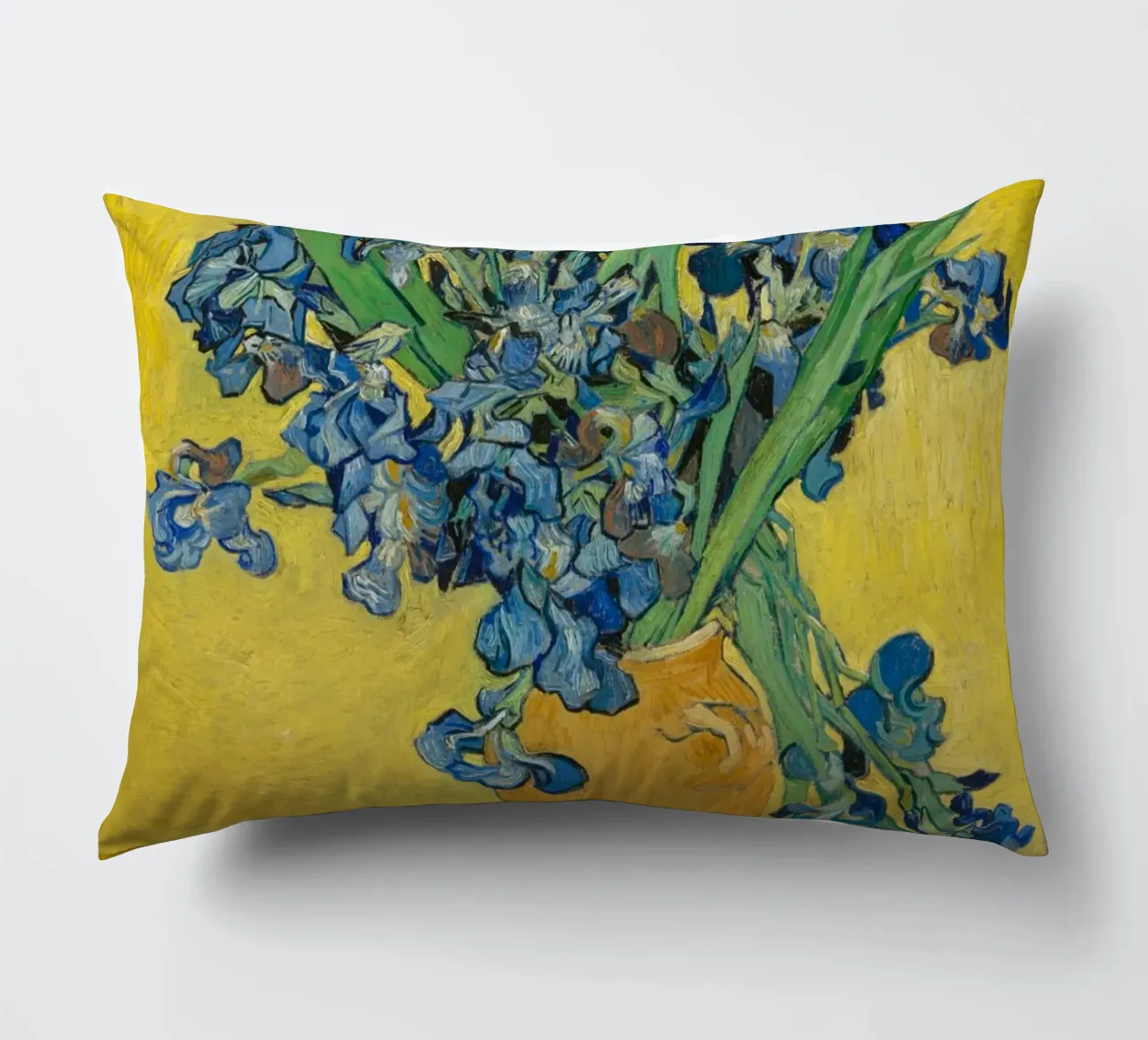 Vincent van Gogh Les Iris - Irises kussen van Sylviepaint