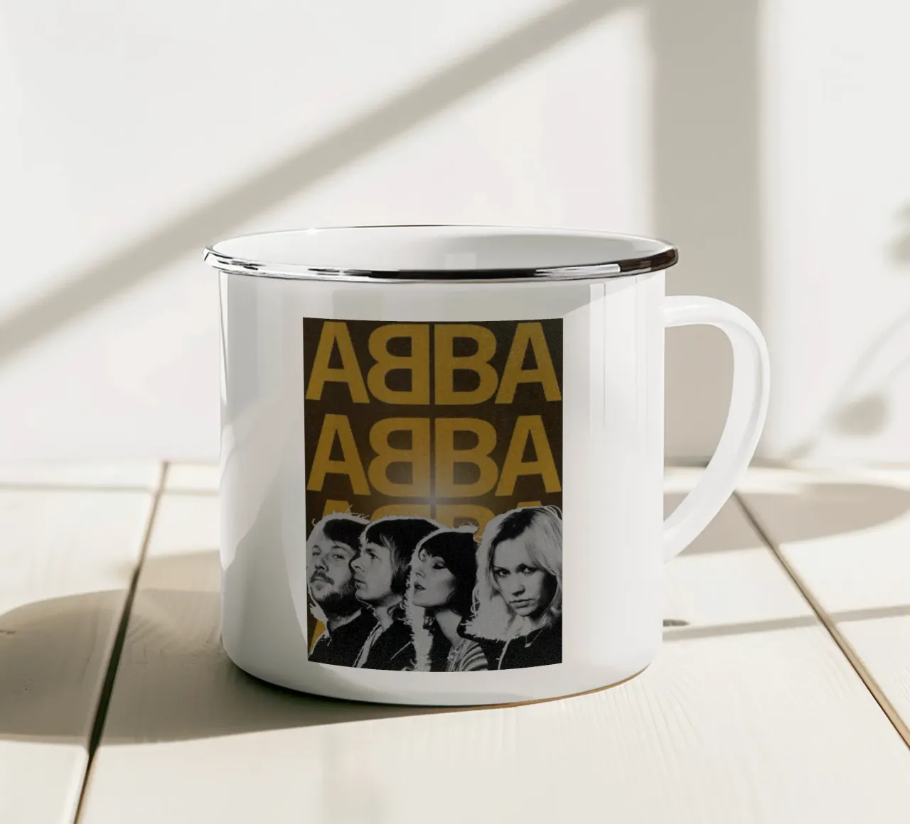 da stoccolma con le canzoni tazza in smalto da buky