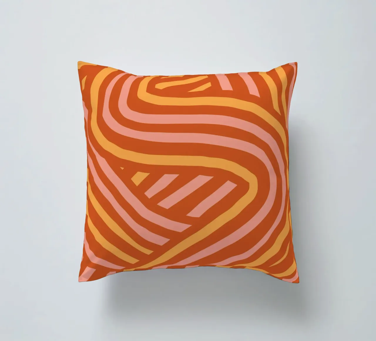 Strisce audaci color terracotta e giallo cuscino da Little Dean