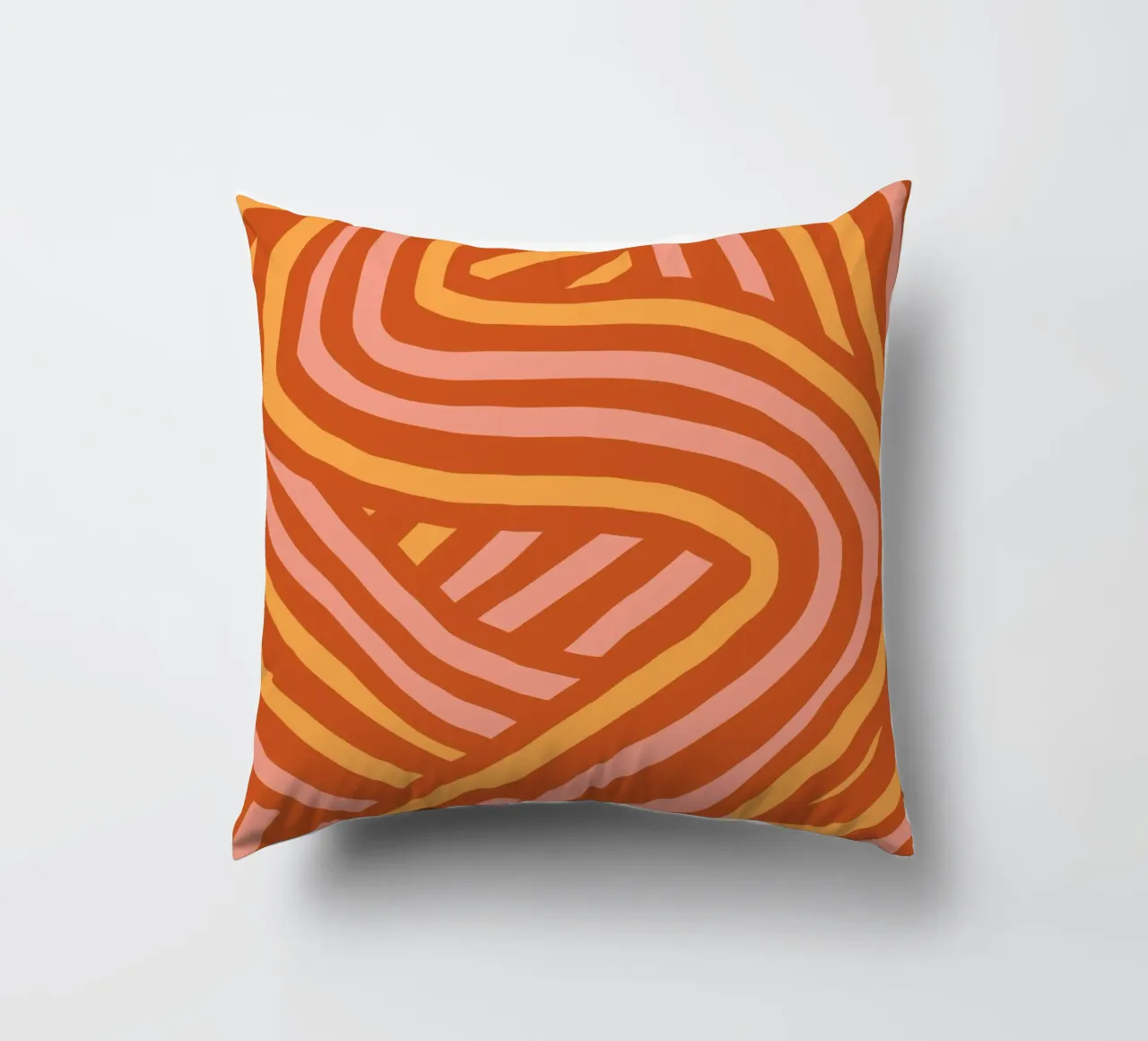Strisce audaci color terracotta e giallo cuscino da Little Dean