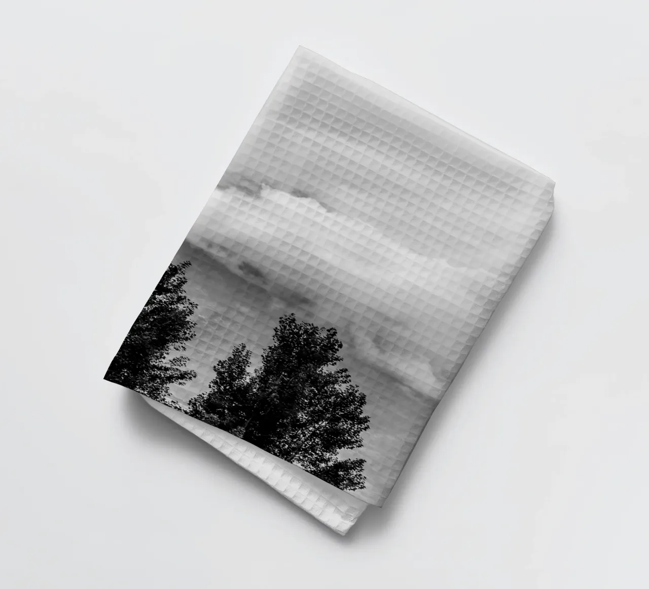 Three trees in cloudy mountains canovaccio da cucina da photolovers