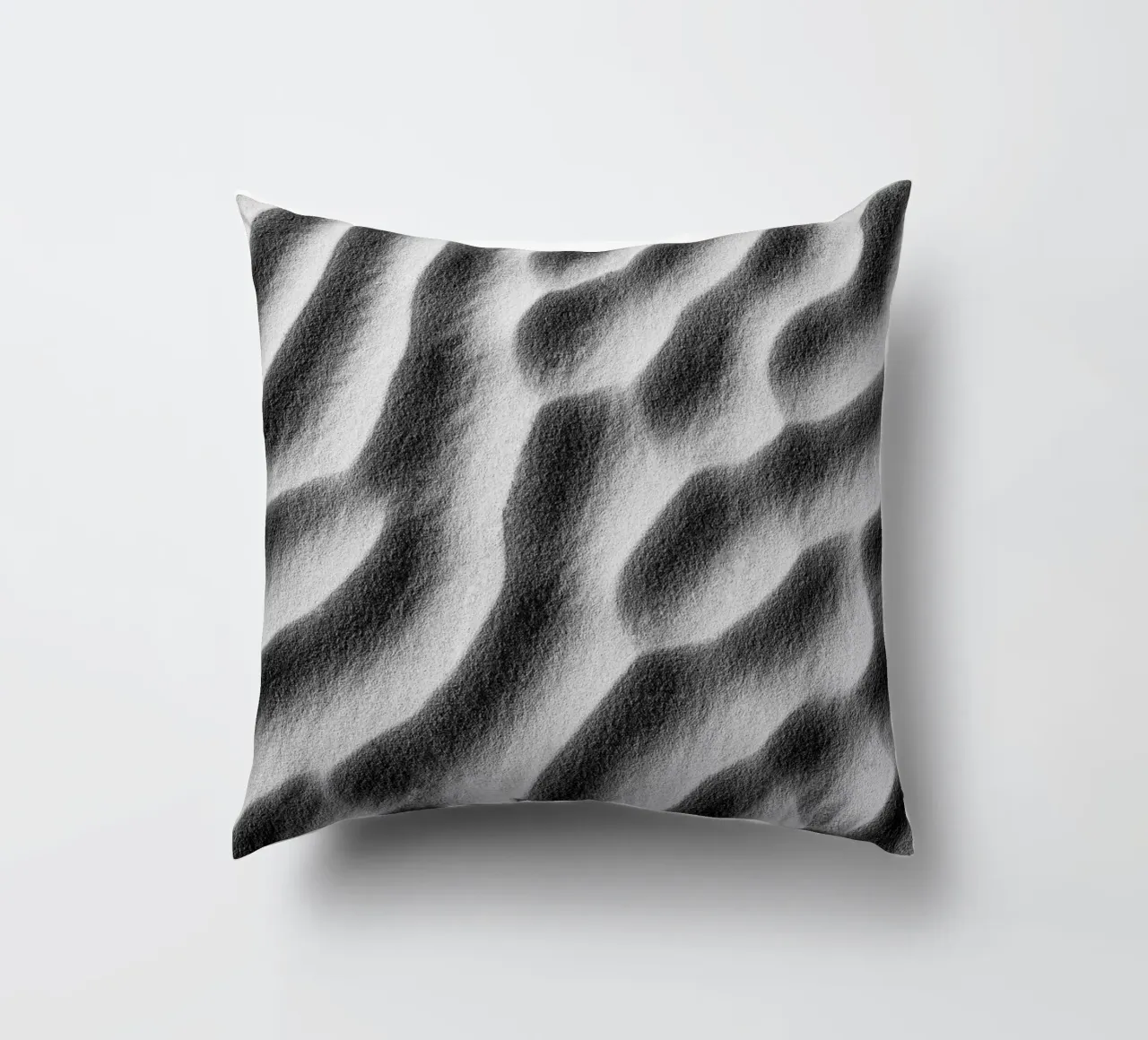 Abstract sand art in black and white cuscino da photolovers