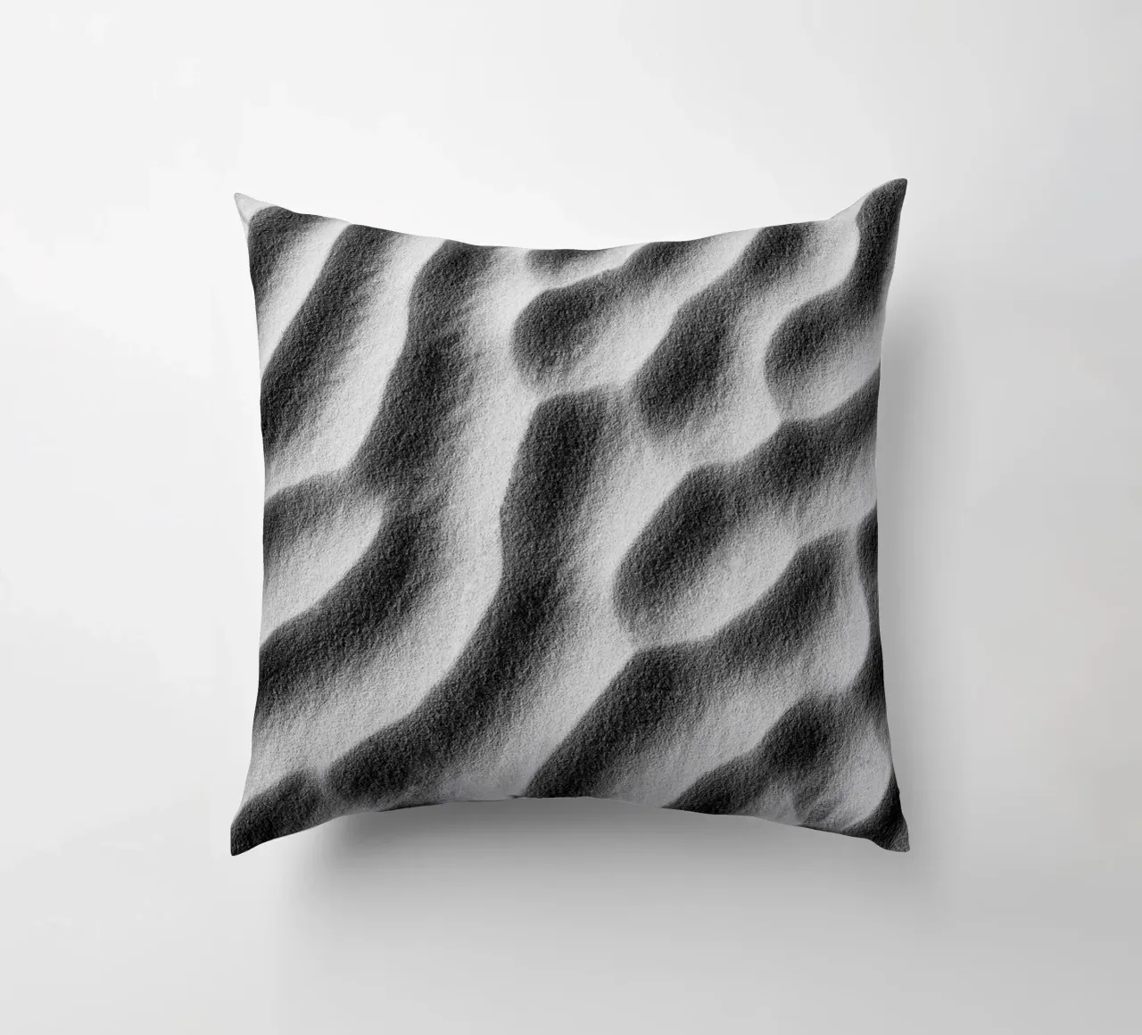 Abstract sand art in black and white cuscino da photolovers