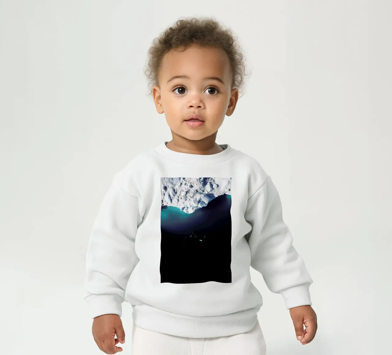 Gliding Through the Deep felpa neonato da EyeEm Mobile GmbH