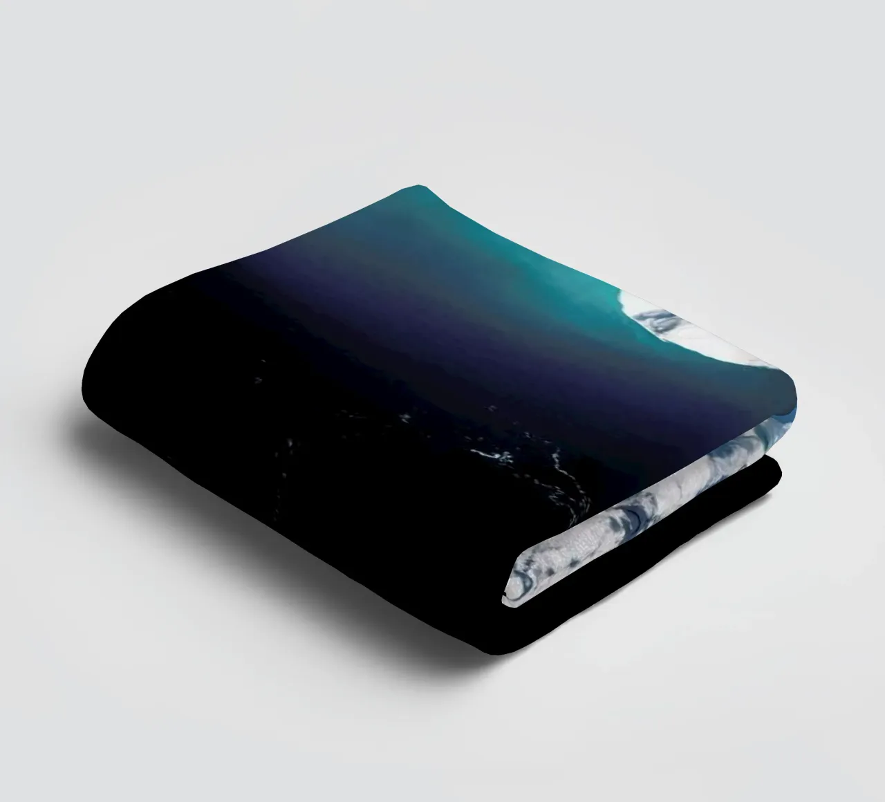 Gliding Through the Deep asciugamano da bagno da EyeEm Mobile GmbH