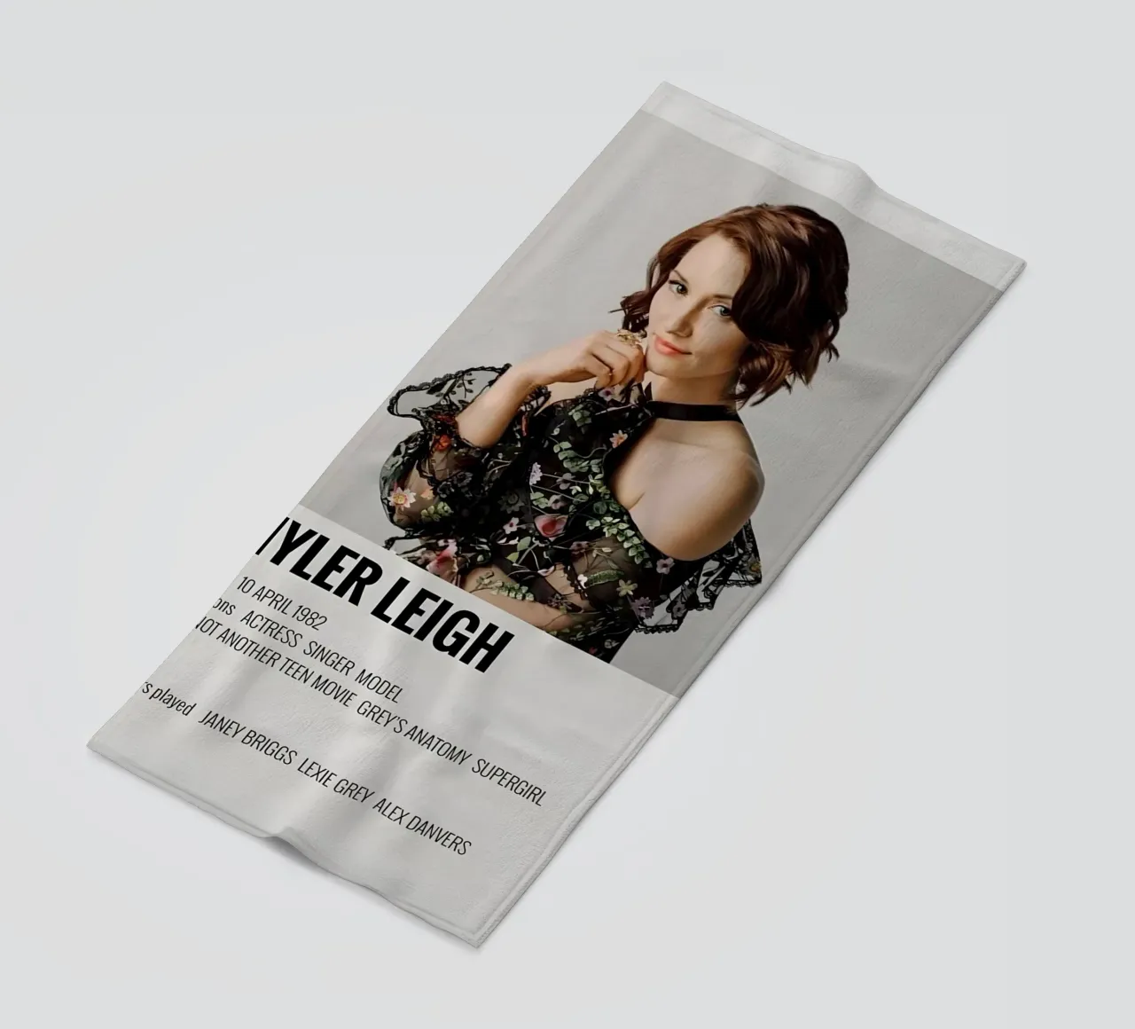 CHYLER LEIGH telo mare da MVFminimalist