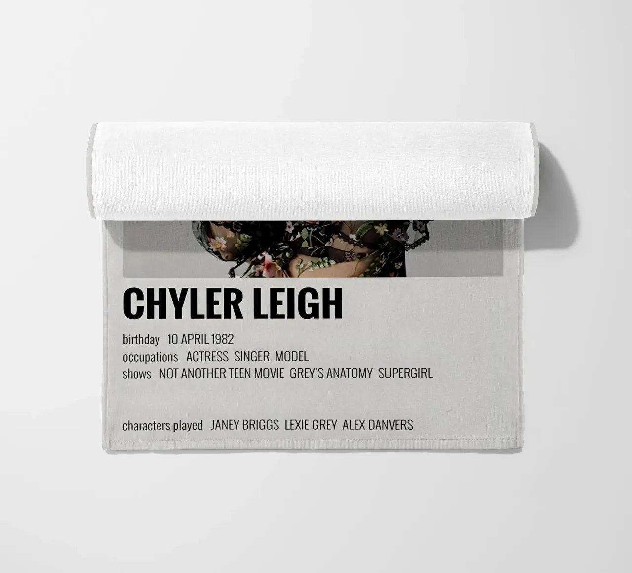 CHYLER LEIGH telo mare da MVFminimalist