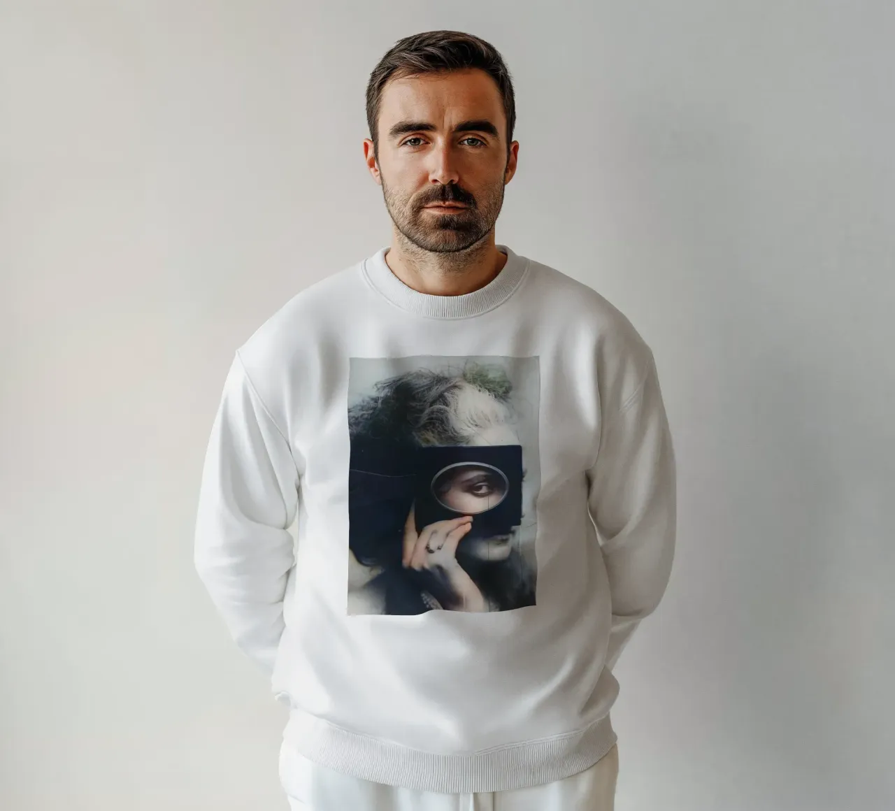 Scherzo Glow | Press Play Art Print Remix felpa da Press Play Art Prints