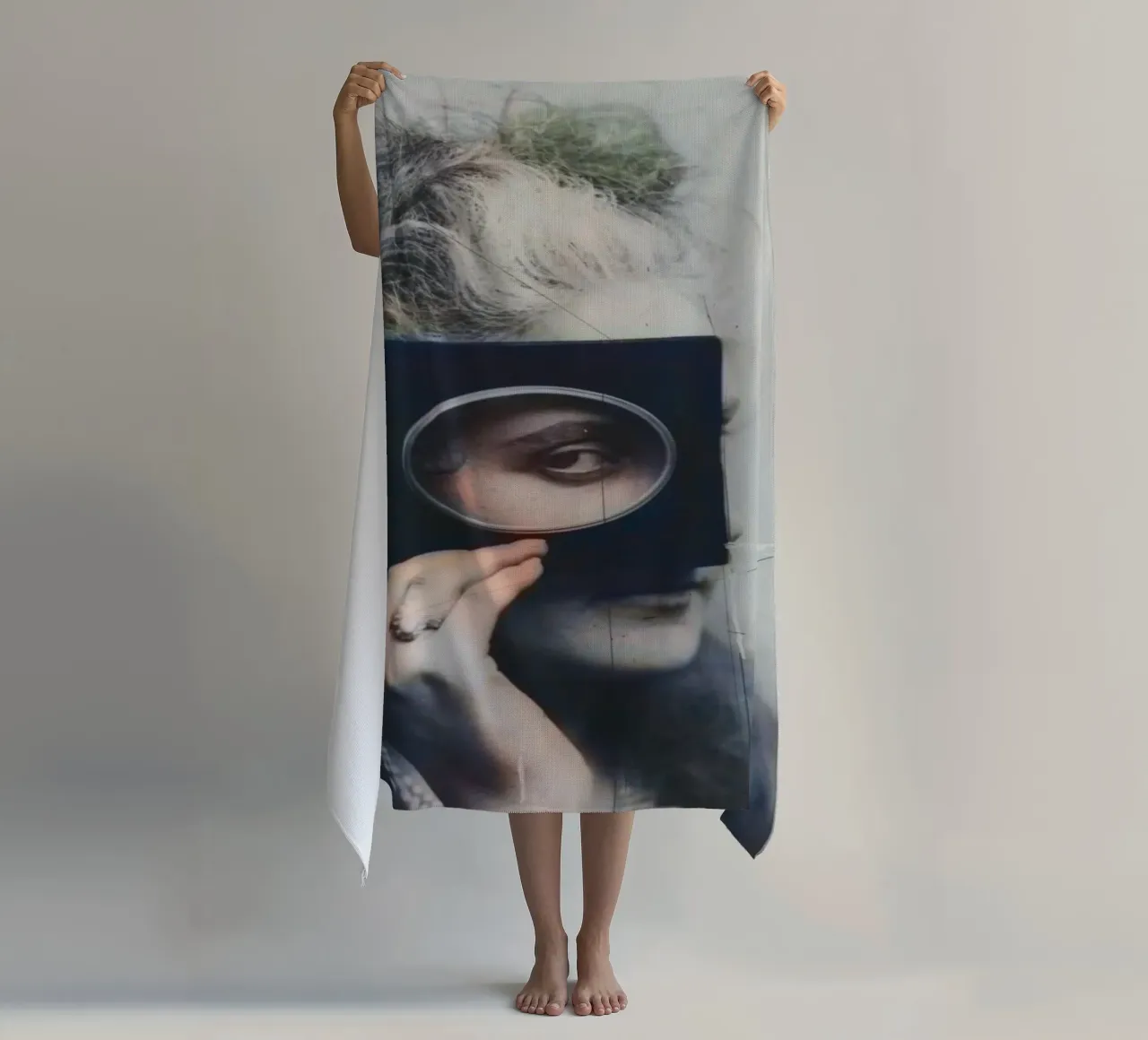 Scherzo Glow | Press Play Art Print Remix telo mare da Press Play Art Prints