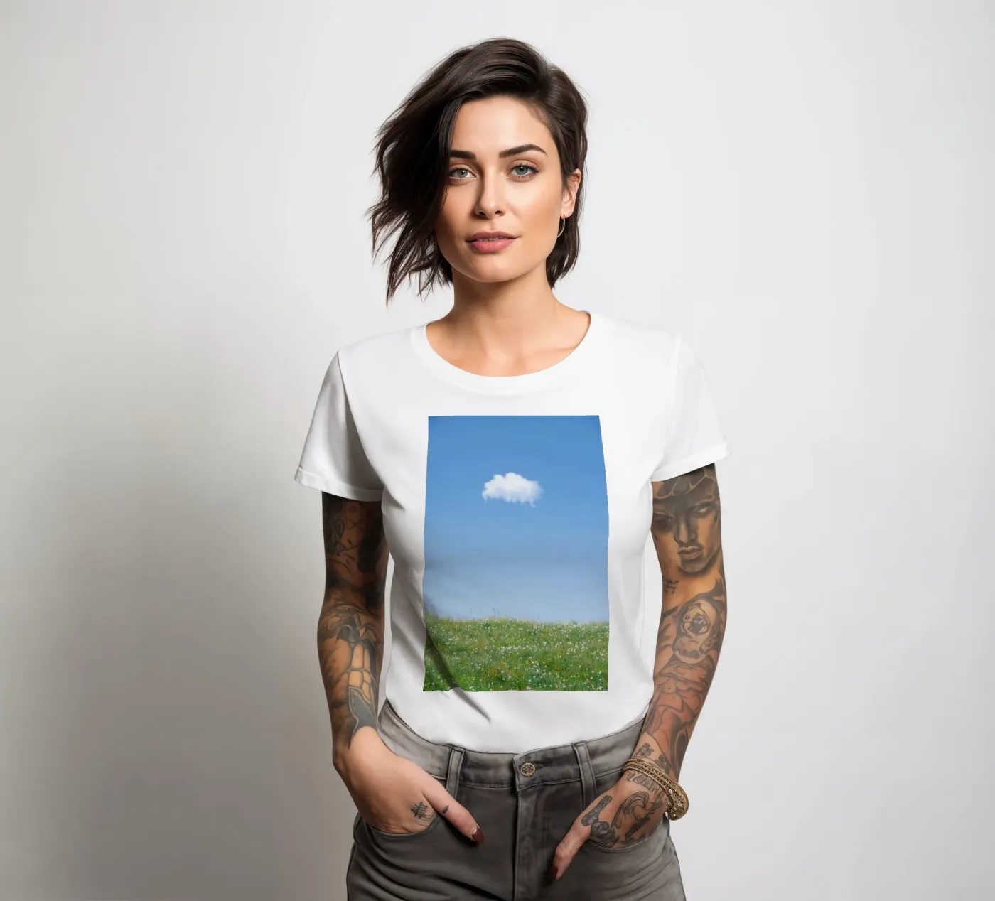nuvola singola t-shirt da donna da Earthly Visions
