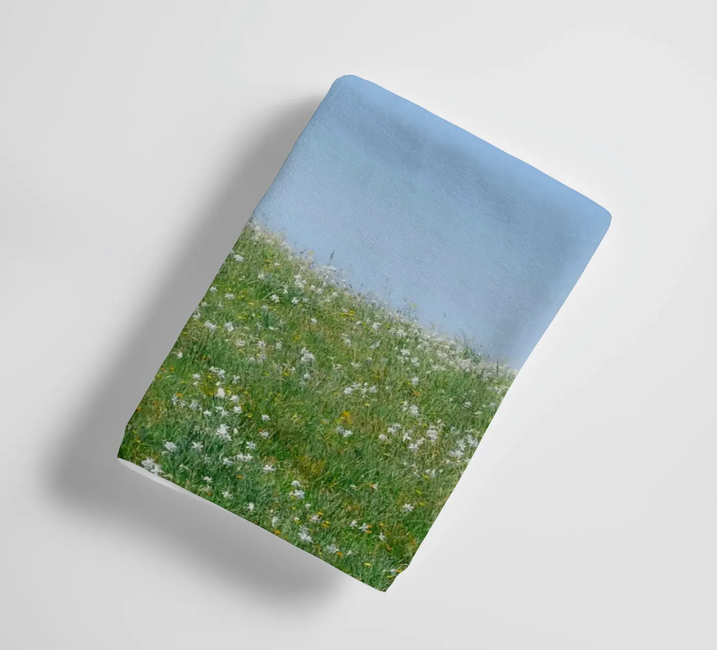 cloud single cloud badhanddoek van Earthly Visions