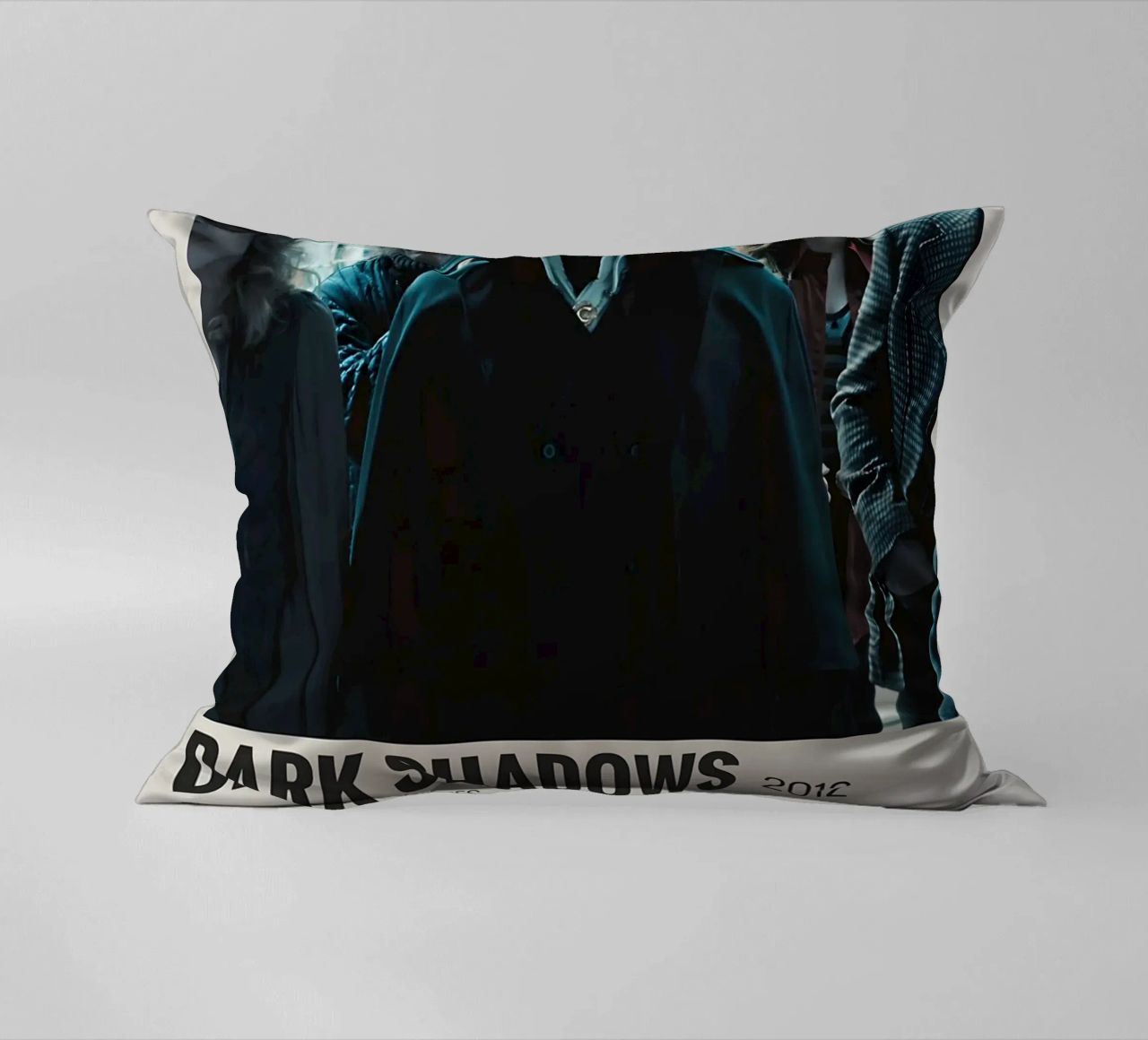 DARK SHADOWS 2012 cuscino da MVFminimalist
