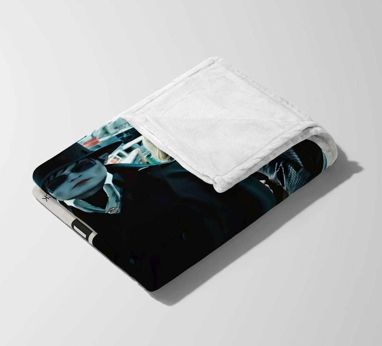 DARK SHADOWS 2012 coperta in pile da MVFminimalist
