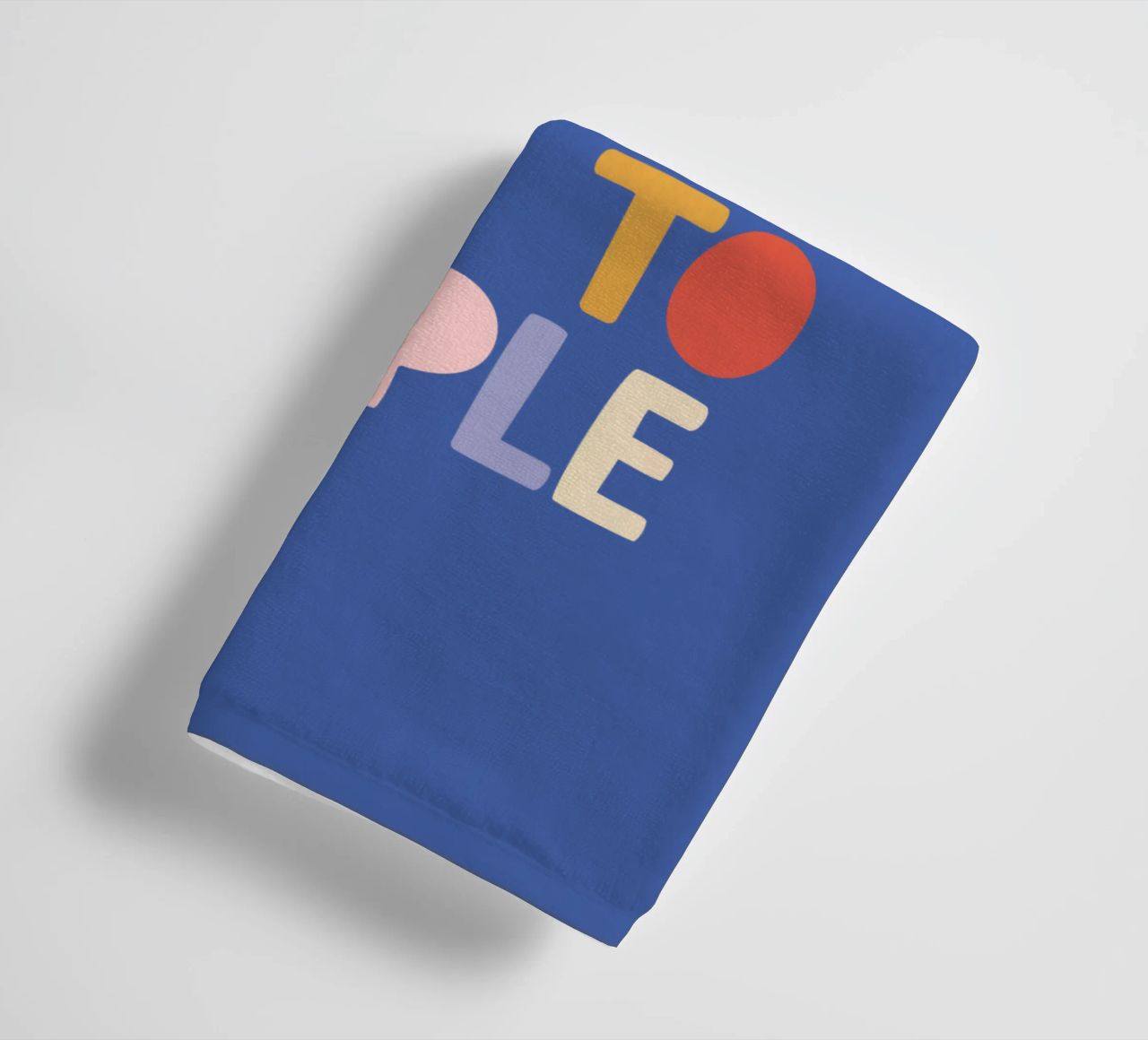 Hart arbeiten und nett zu anderen sein Handtuch von THE MOTIVATED TYPE