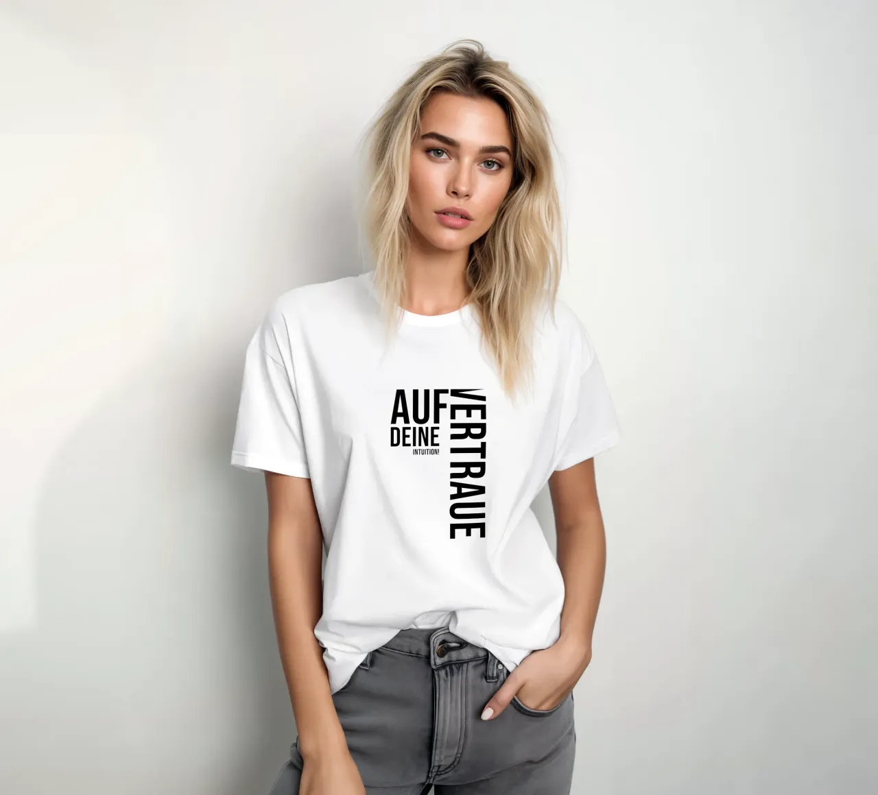 Fidatevi del vostro intuito t-shirt da YV TYPOGRAPHY