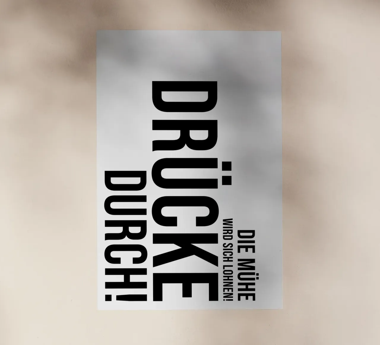 Premere attraverso pellicola backlit da YV TYPOGRAPHY