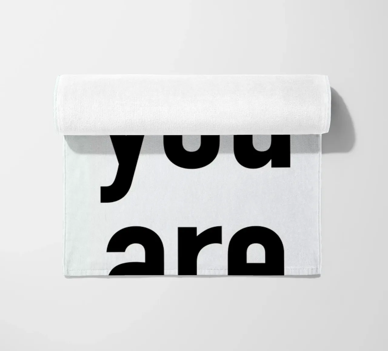 Yes you are Strandtuch von Magdalena Lindstedt