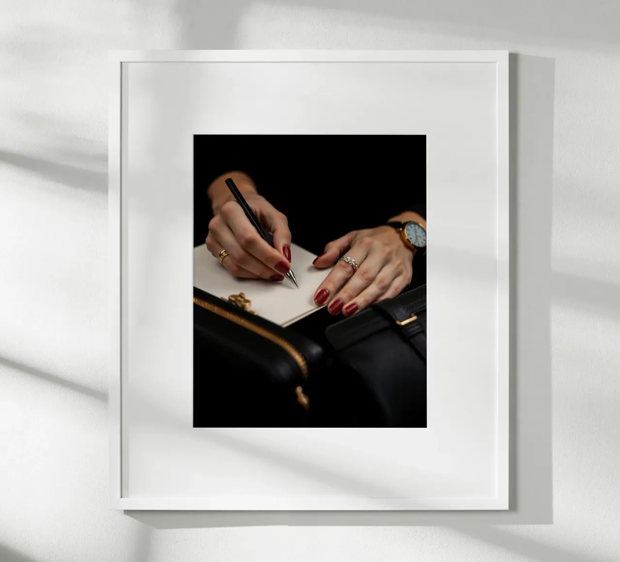 Impero di velluto poster da PhotoVibe Decor
