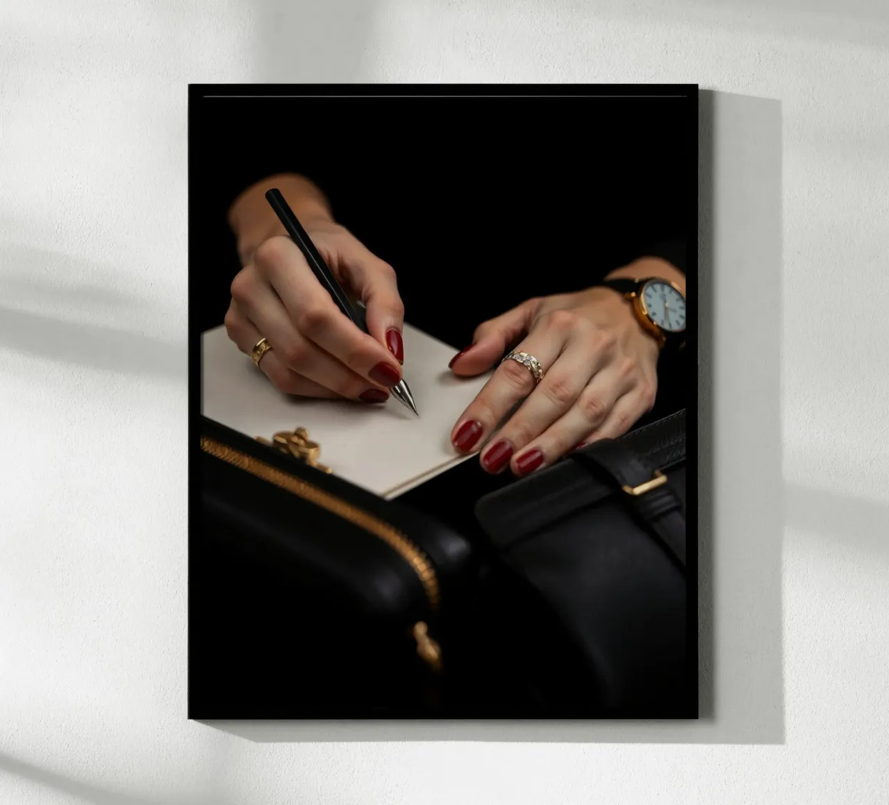 Impero di velluto poster da PhotoVibe Decor