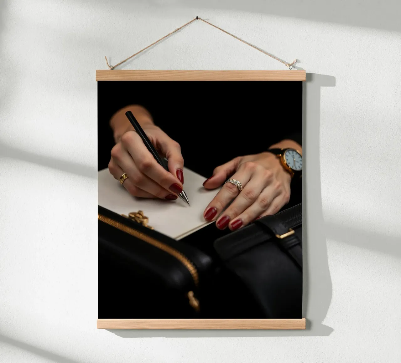 Impero di velluto poster da PhotoVibe Decor