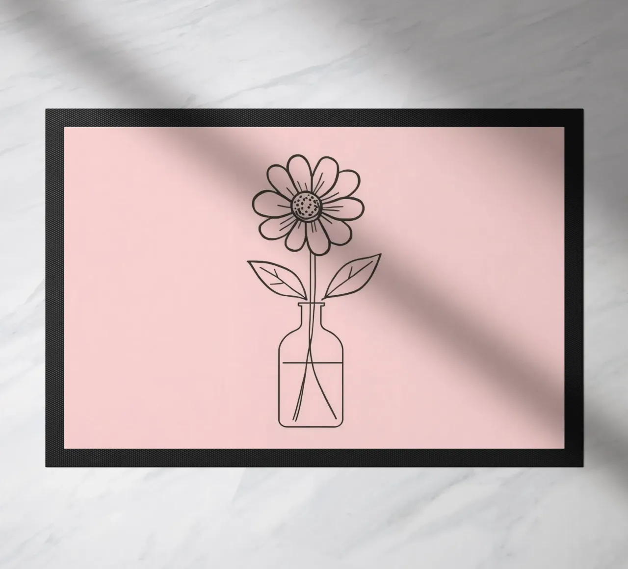 Fiore semplice in un vaso di vetro con un'arte rosa pastello zerbino da DesignDoodle