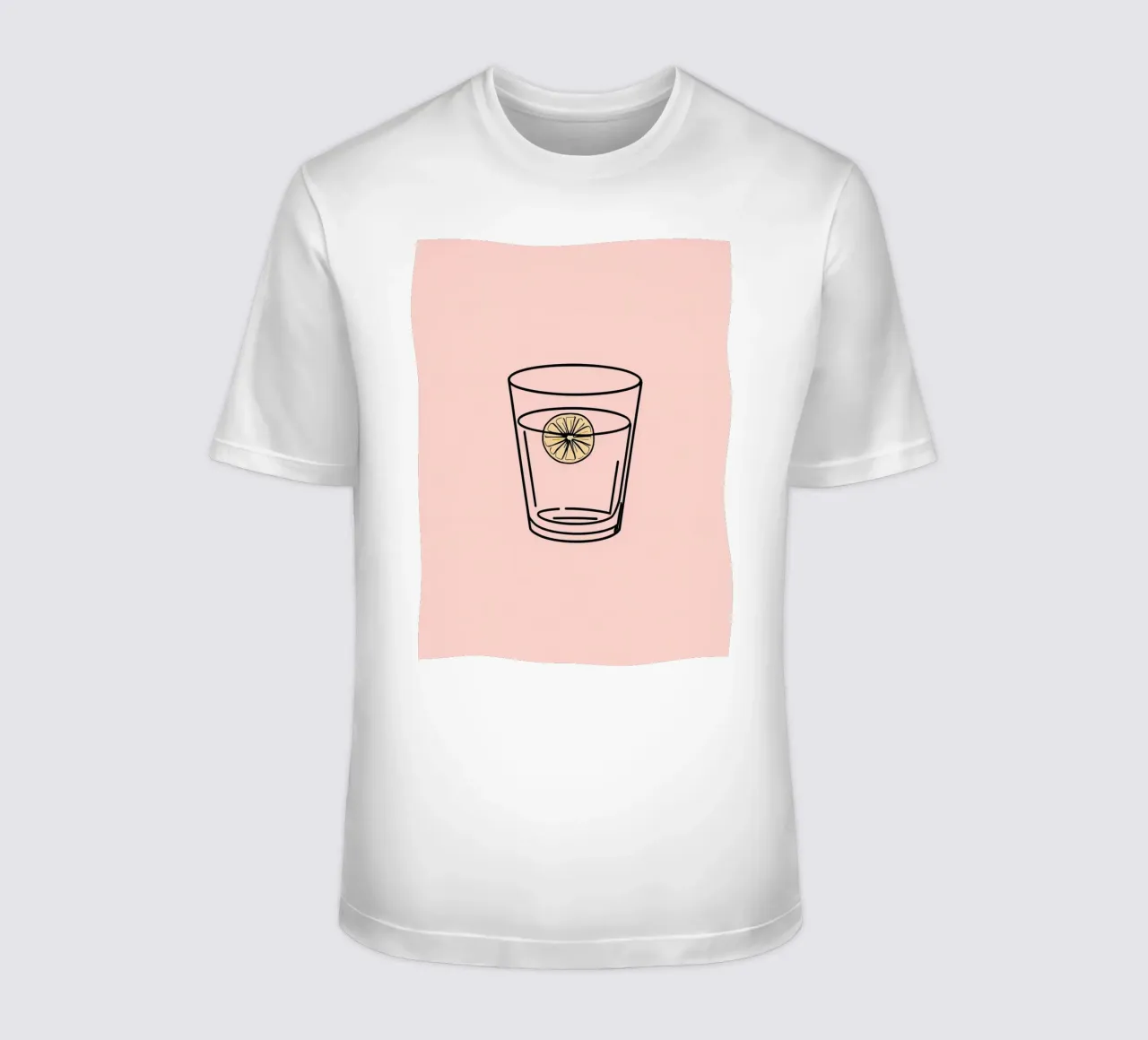 Bevanda rinfrescante in un bicchiere trasparente con una fetta di limone t-shirt da DesignDoodle