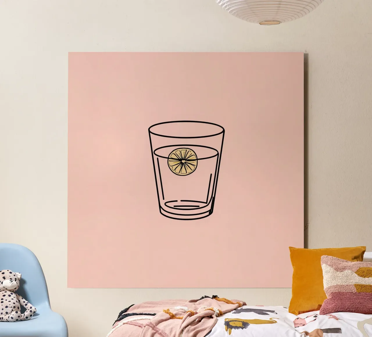 Erfrischungsgetränk in einem klaren Glas mit einer Zitronenscheibe Alu-Dibond von DesignDoodle