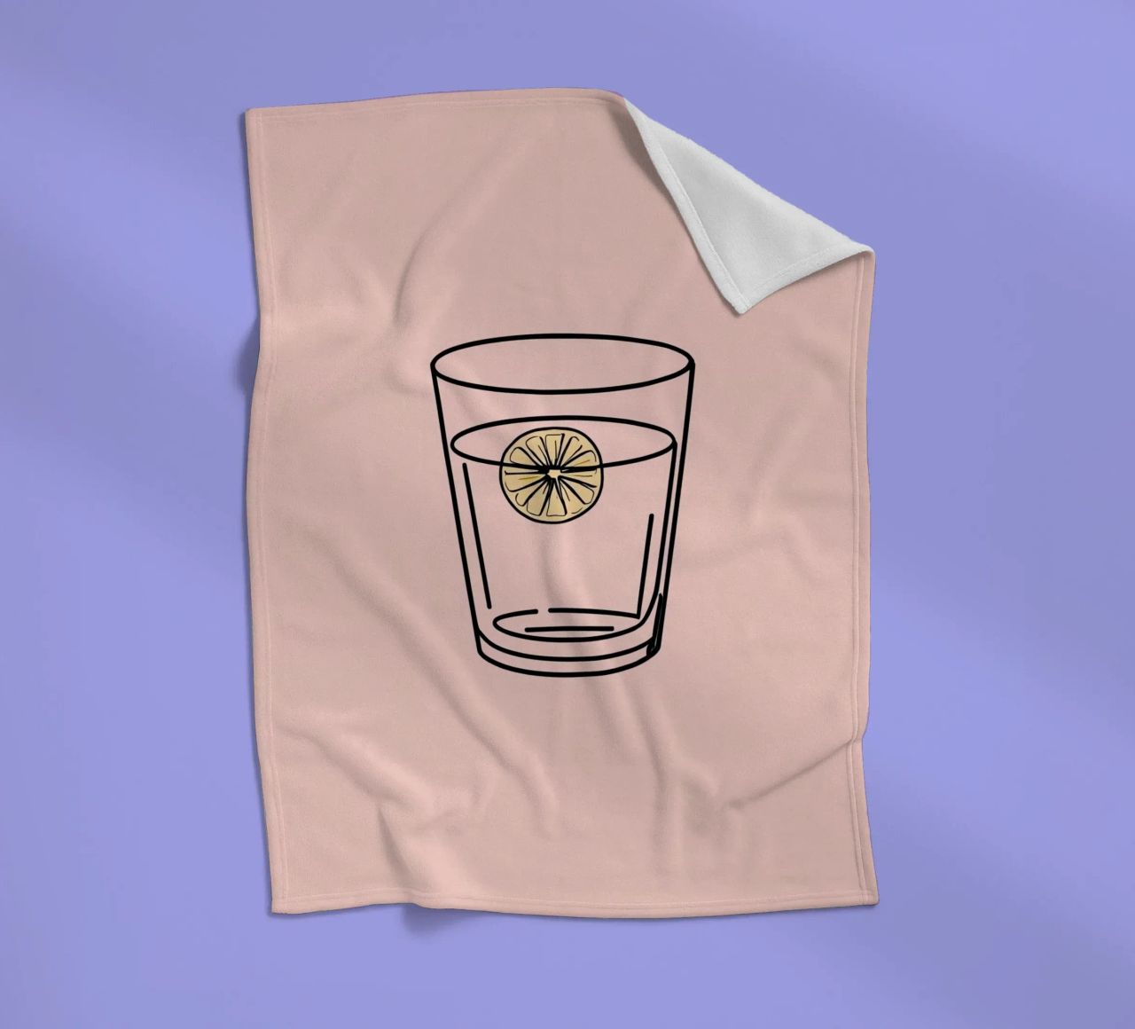Bevanda rinfrescante in un bicchiere trasparente con una fetta di limone coperta in pile da DesignDoodle