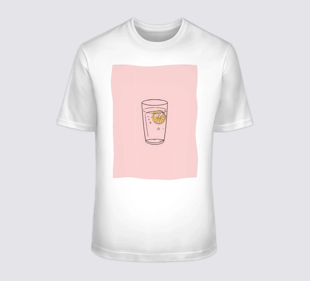 Bevanda rinfrescante servita in un bicchiere trasparente con fetta di limone t-shirt da DesignDoodle
