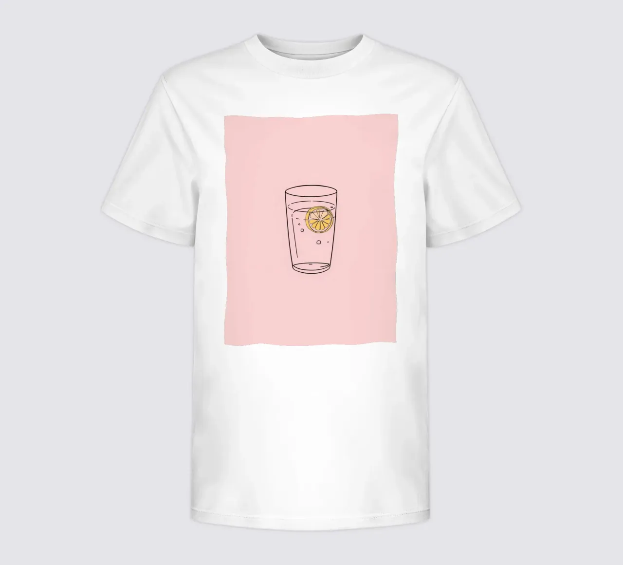 Bevanda rinfrescante servita in un bicchiere trasparente con fetta di limone t-shirt bambini da DesignDoodle