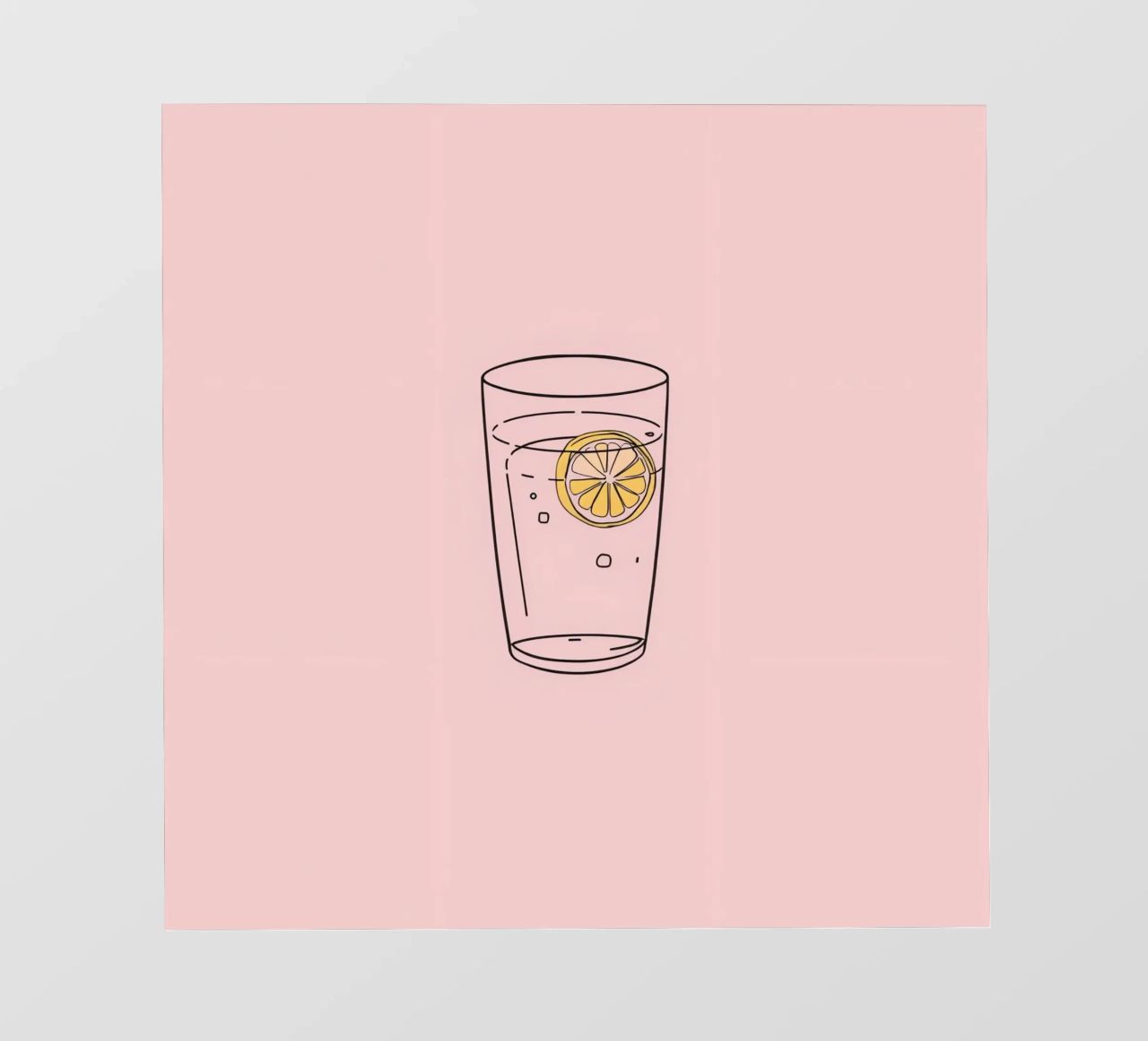 Bevanda rinfrescante servita in un bicchiere trasparente con fetta di limone pellicola backlit da DesignDoodle