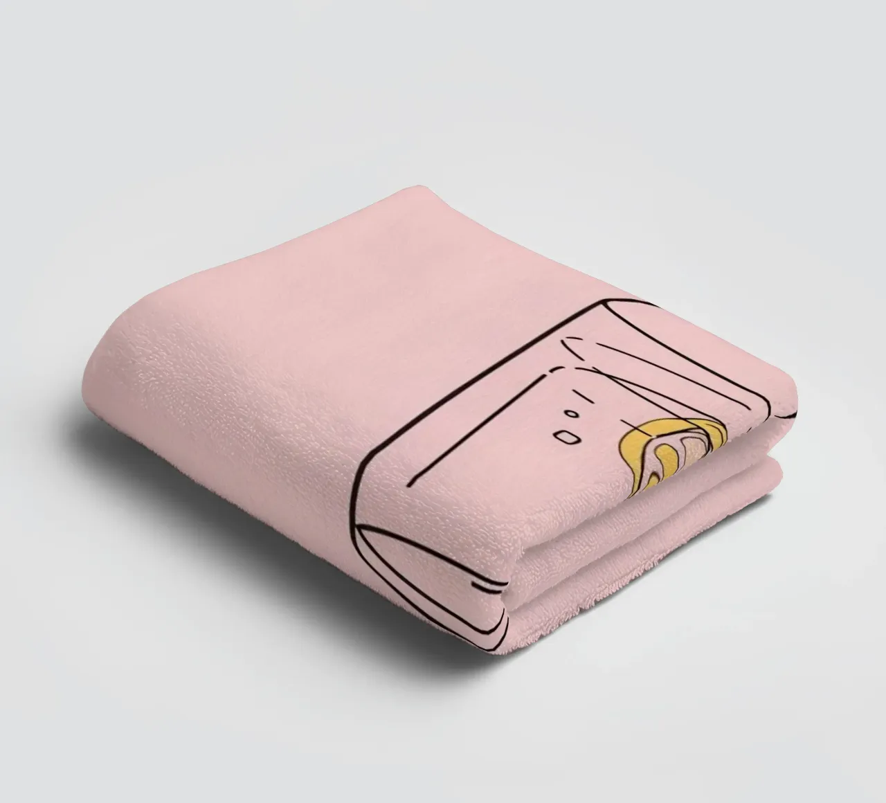 Bevanda rinfrescante servita in un bicchiere trasparente con fetta di limone asciugamano da bagno da DesignDoodle