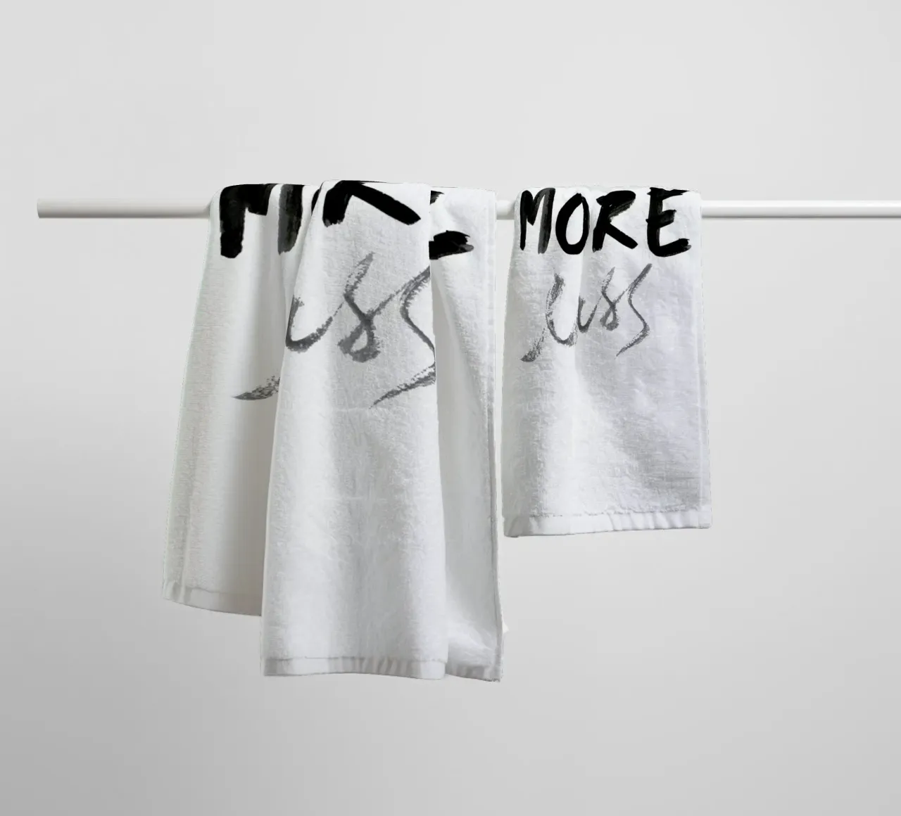 More less asciugamano da bagno da Magdalena Lindstedt