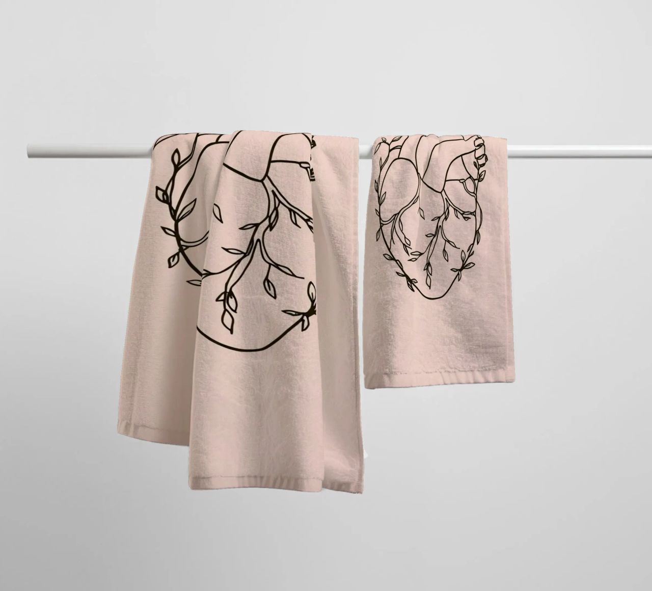 Rappresentazione artistica di un cuore intrecciato con le piante asciugamano da bagno da DesignDoodle