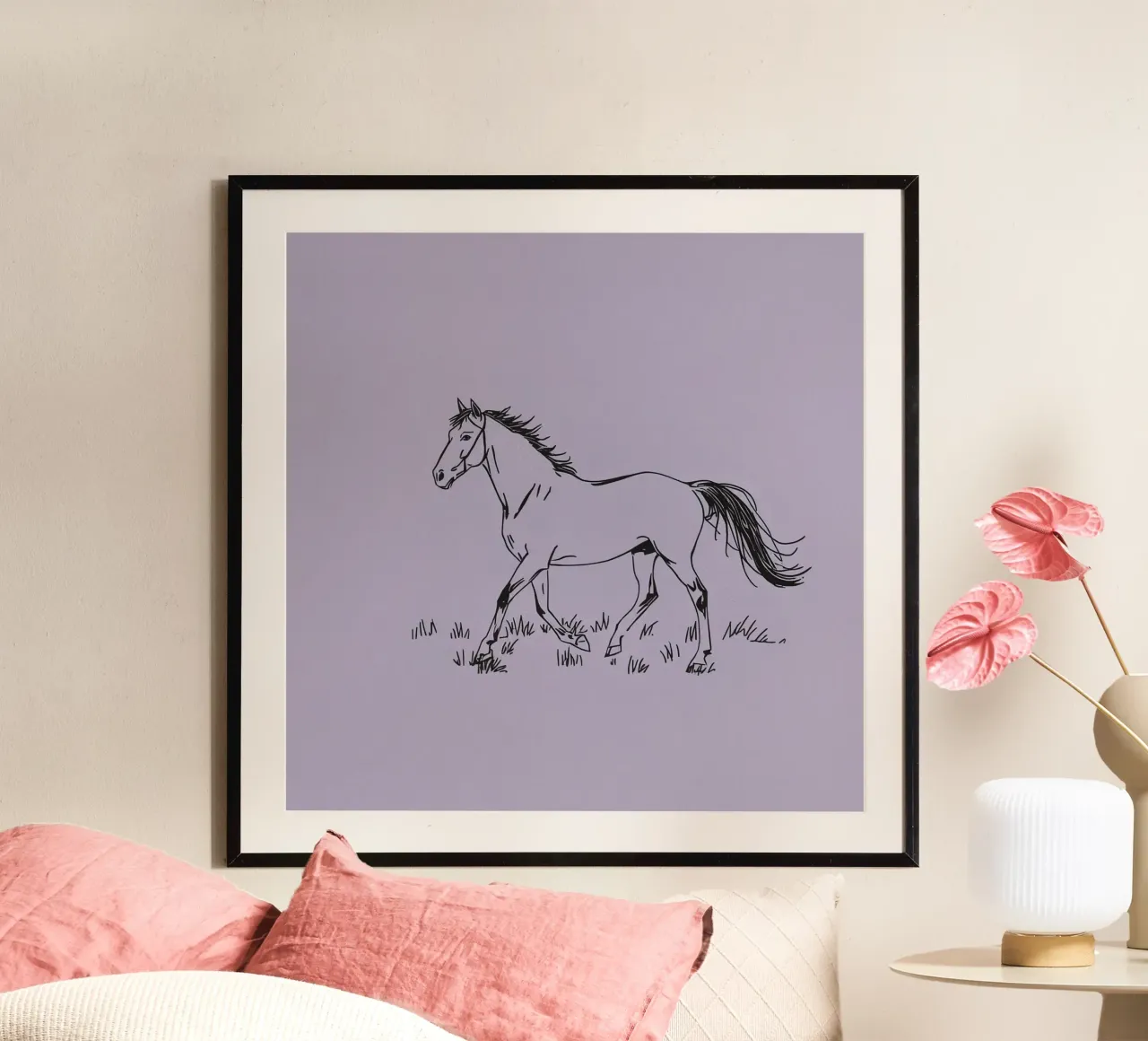 Boceto de un caballo trotando por la hierba con pastel morado poster de DesignDoodle