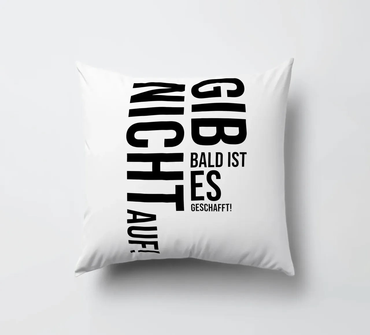 Non arrendetevi cuscino da YV TYPOGRAPHY