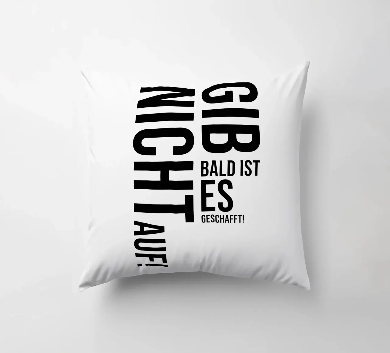 Non arrendetevi cuscino da YV TYPOGRAPHY