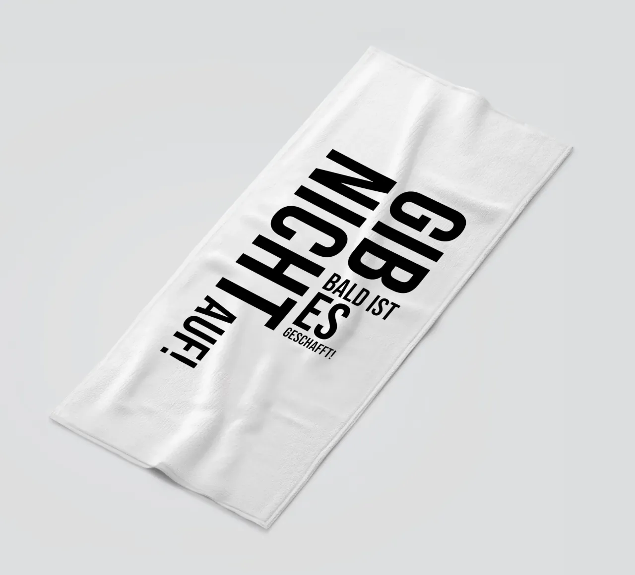 Non arrendetevi telo mare da YV TYPOGRAPHY