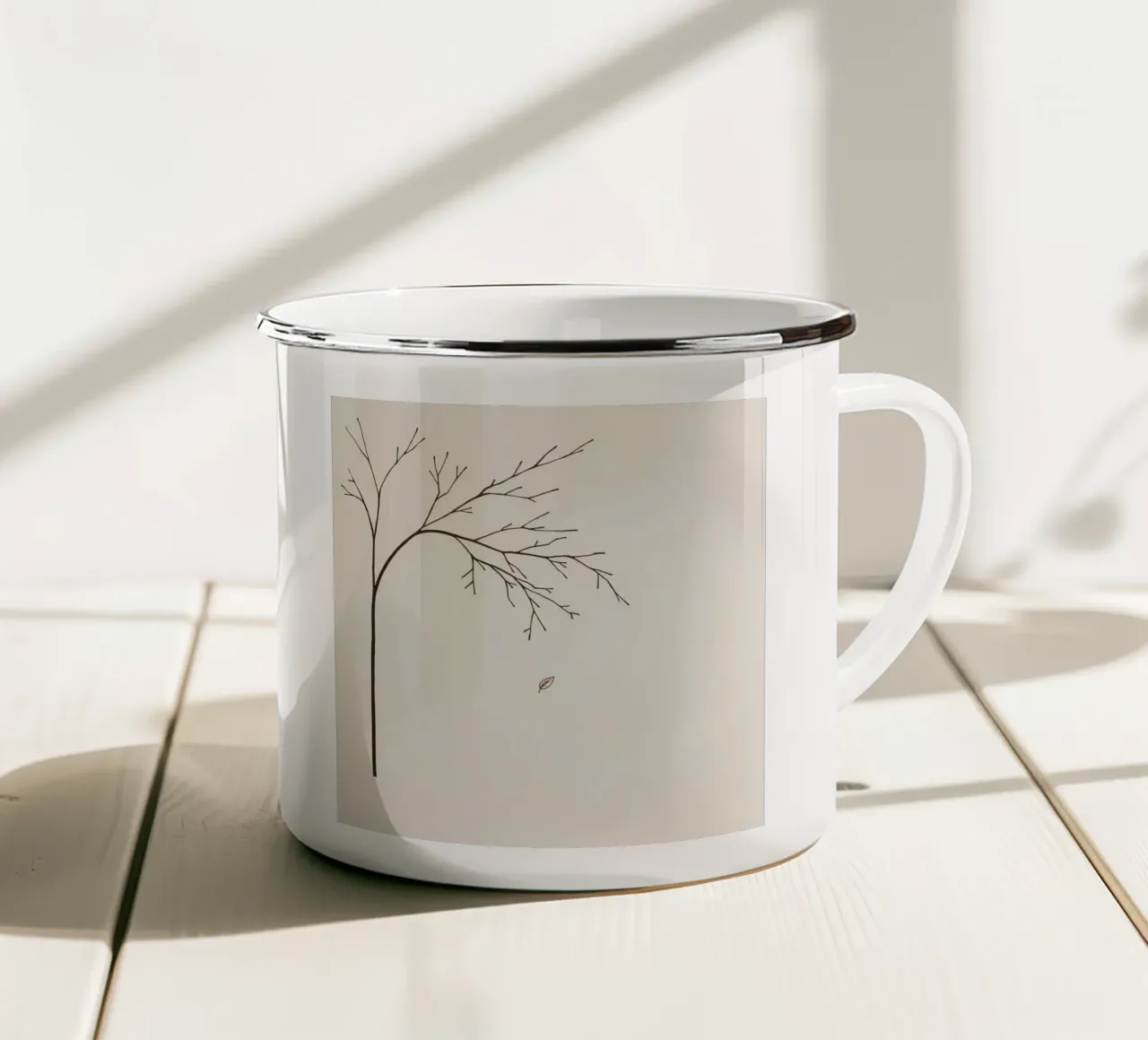 Ramo d'albero stilizzato con una singola foglia che cade line art tazza in smalto da DesignDoodle