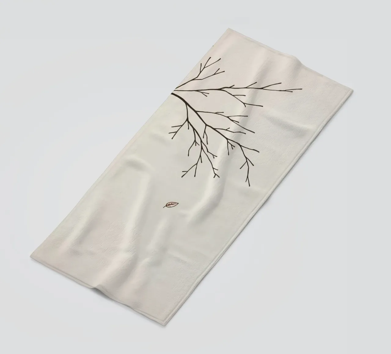 Stilisierter Baumzweig mit einem einzelnen fallenden Blatt Line Art Strandtuch von DesignDoodle