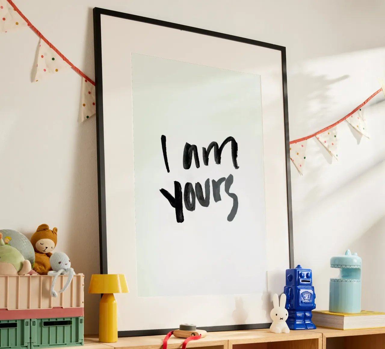 Yours poster da Magdalena Lindstedt