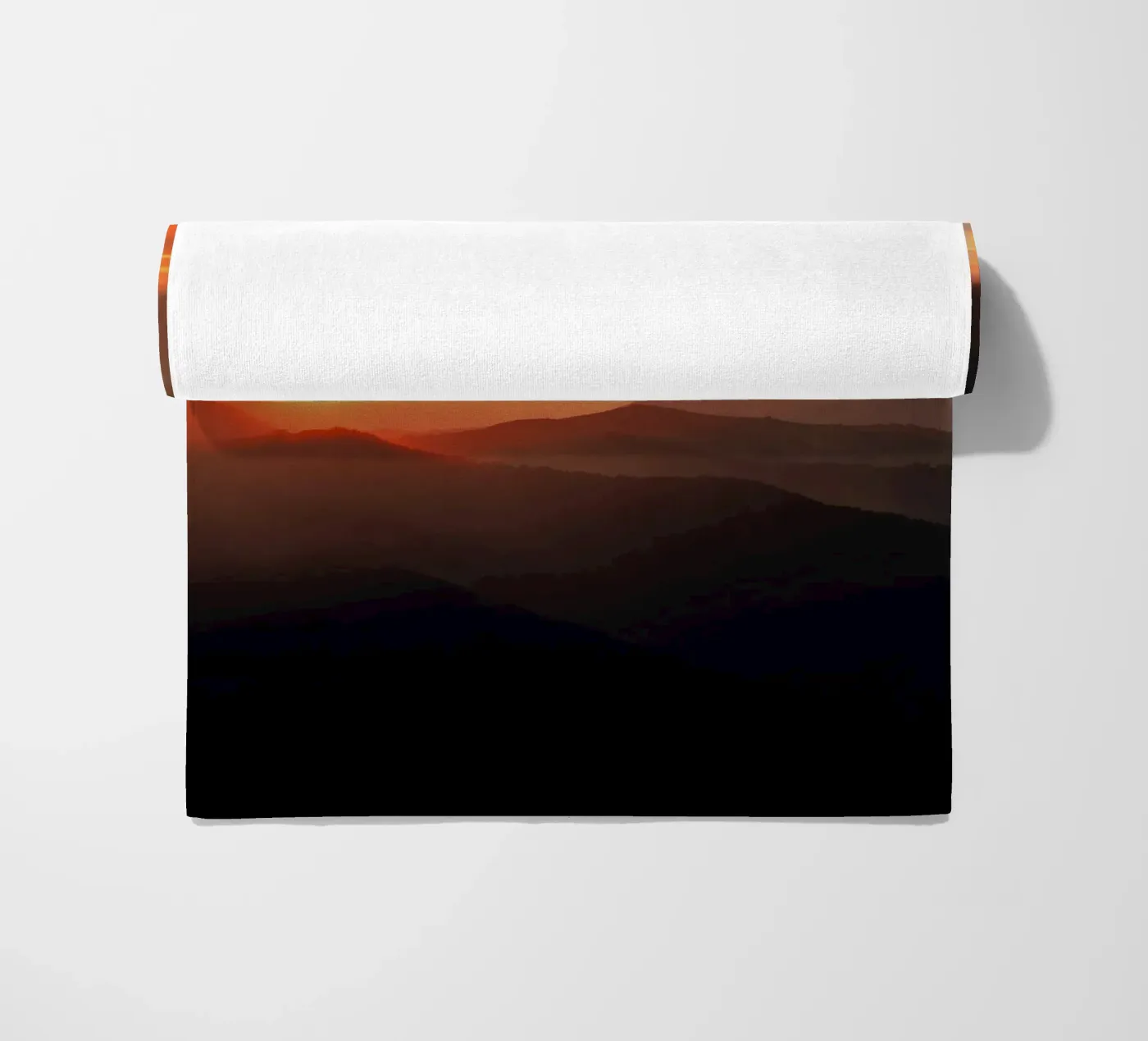 sunset mountains telo mare da Earthly Visions