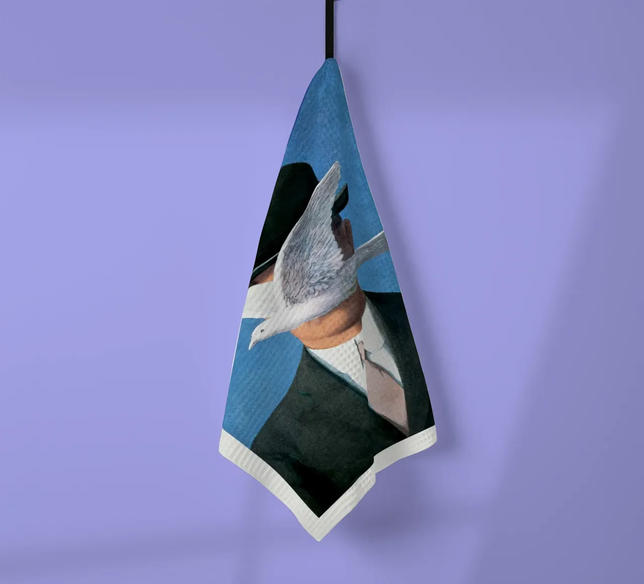 L'uomo con la bombetta di Rene Magritte canovaccio da cucina da Classic Art Prints