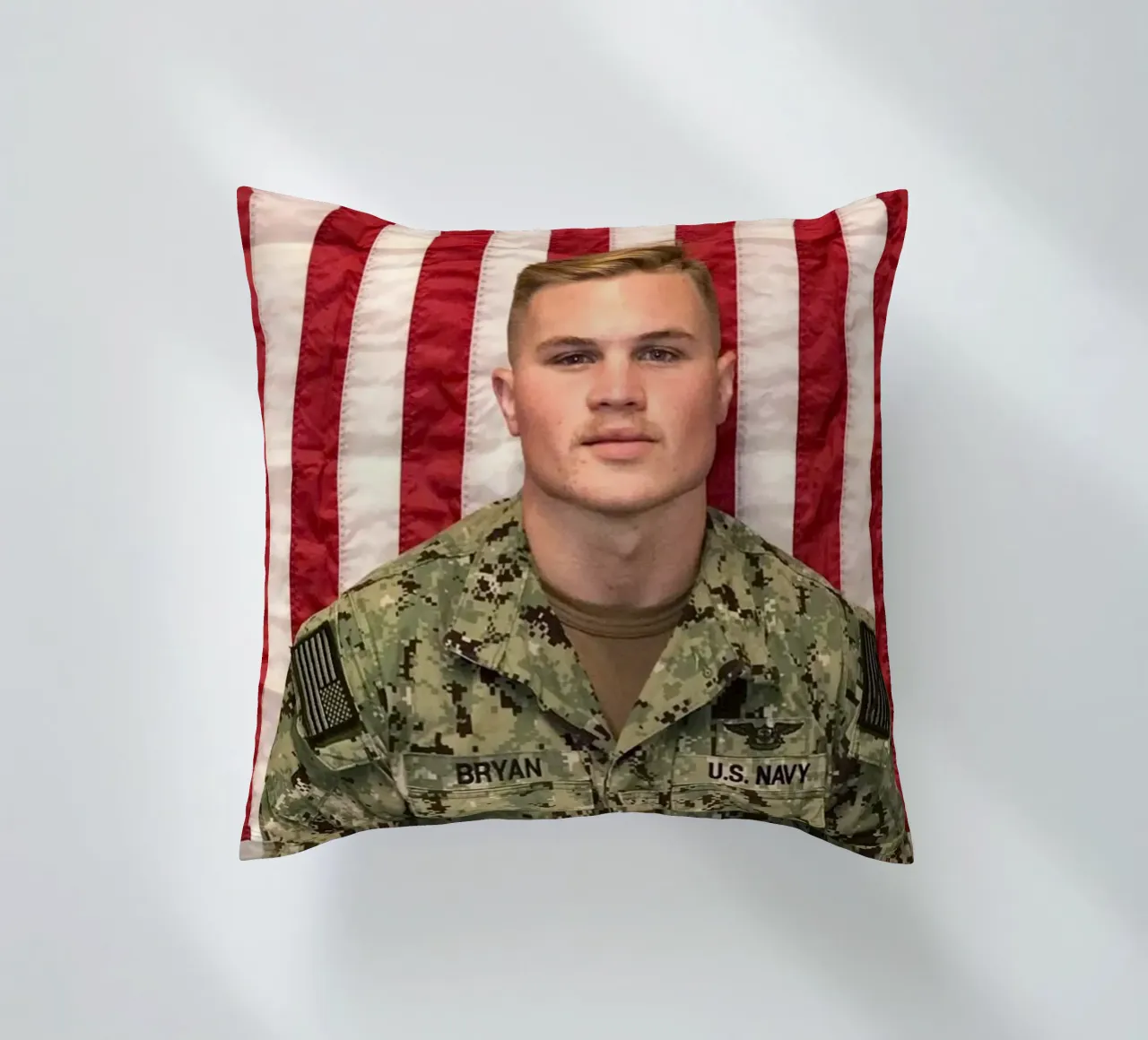 Zach Bryan cuscino da fayzelkodok