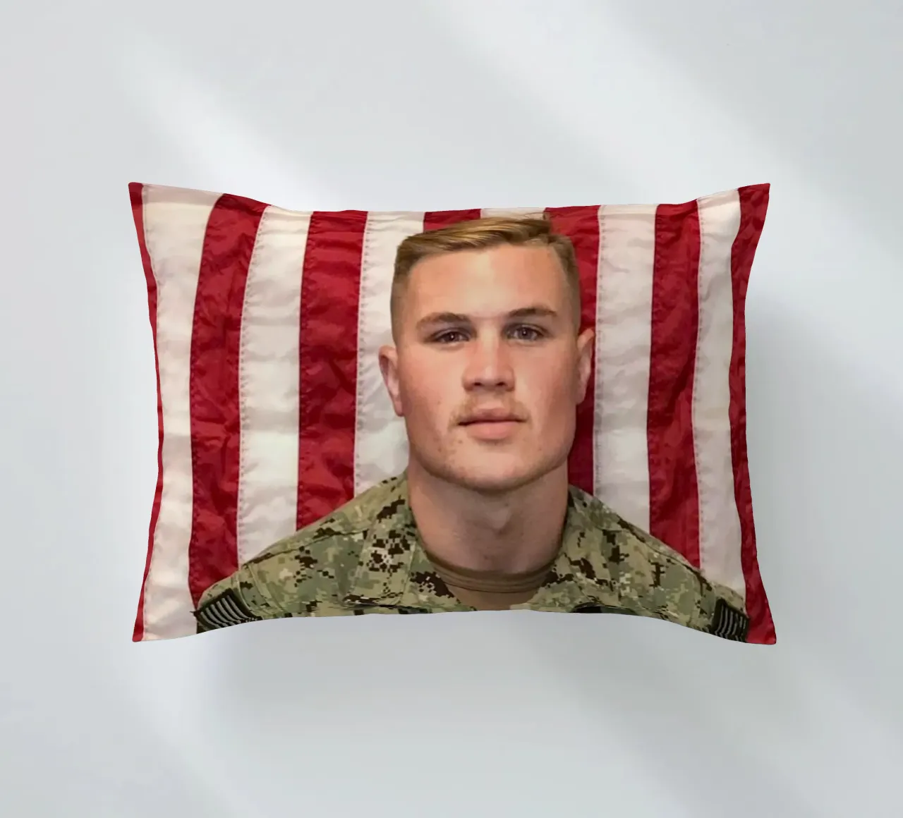 Zach Bryan cuscino da fayzelkodok
